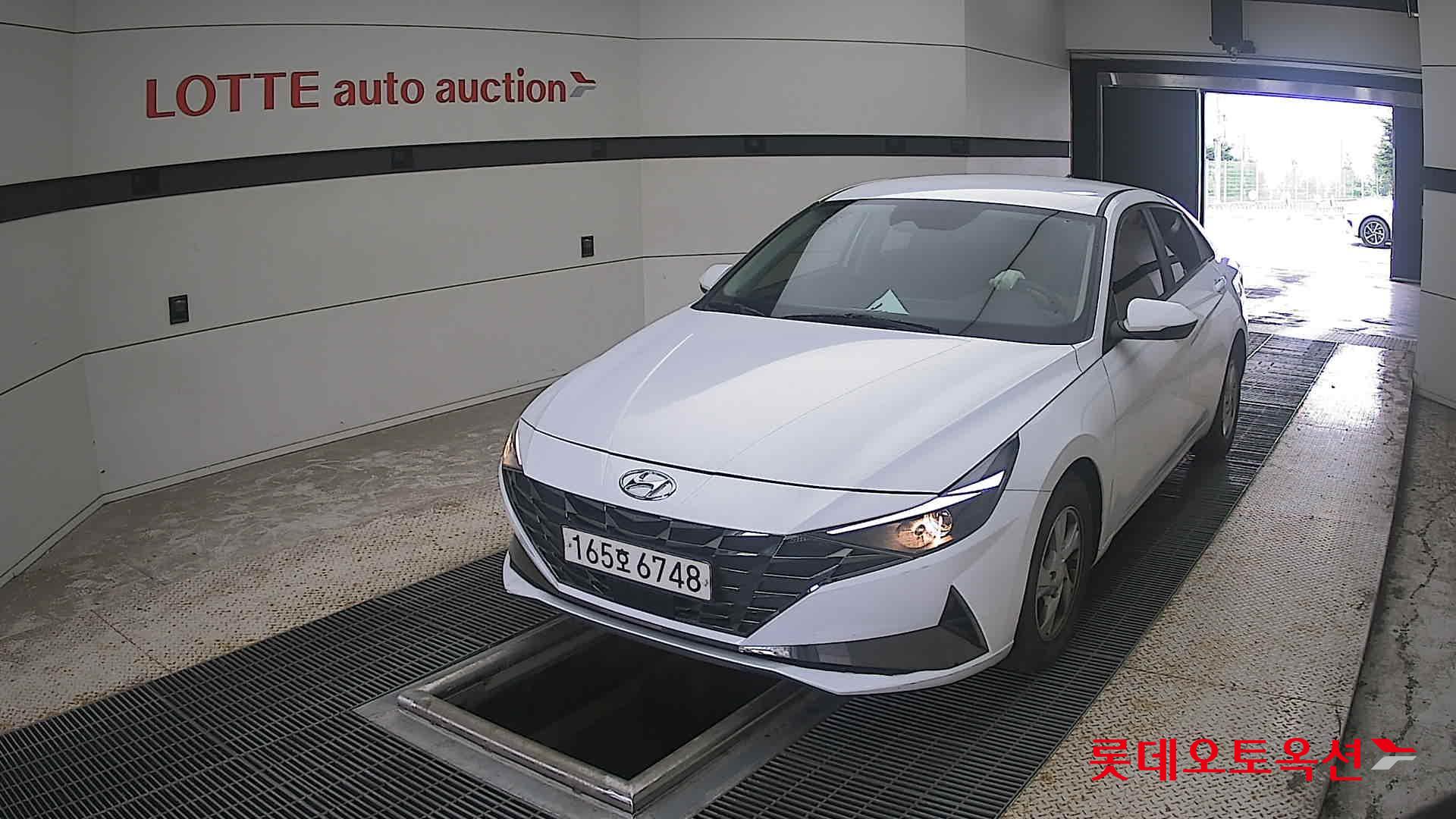 2022 - hyundai avante