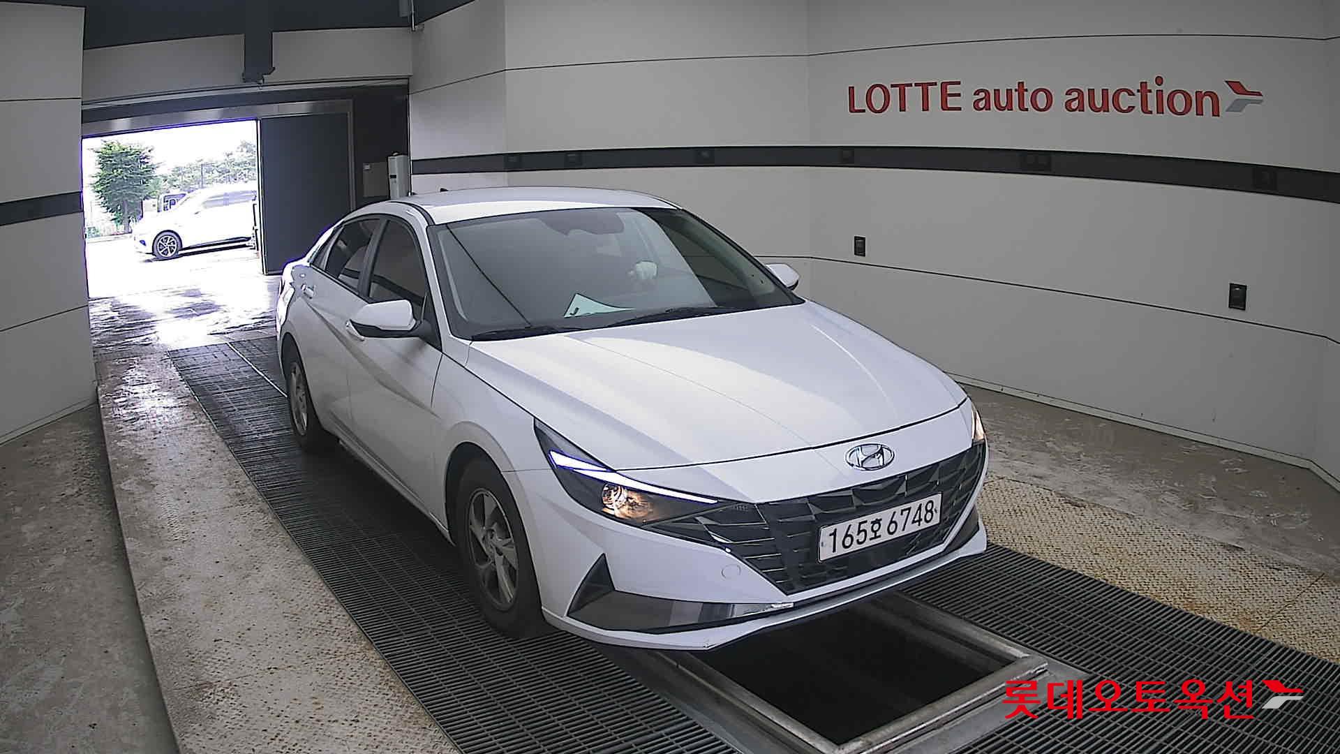 2022 - hyundai avante