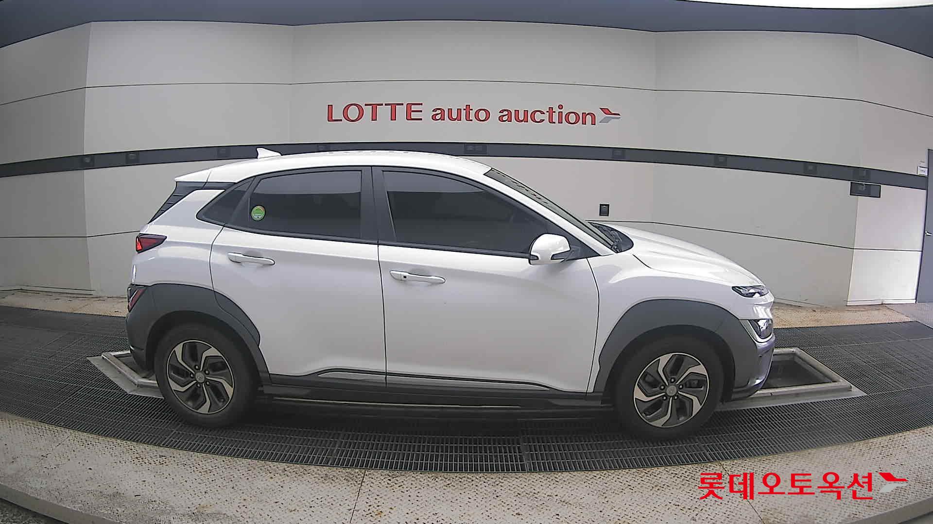 2022 - hyundai kona