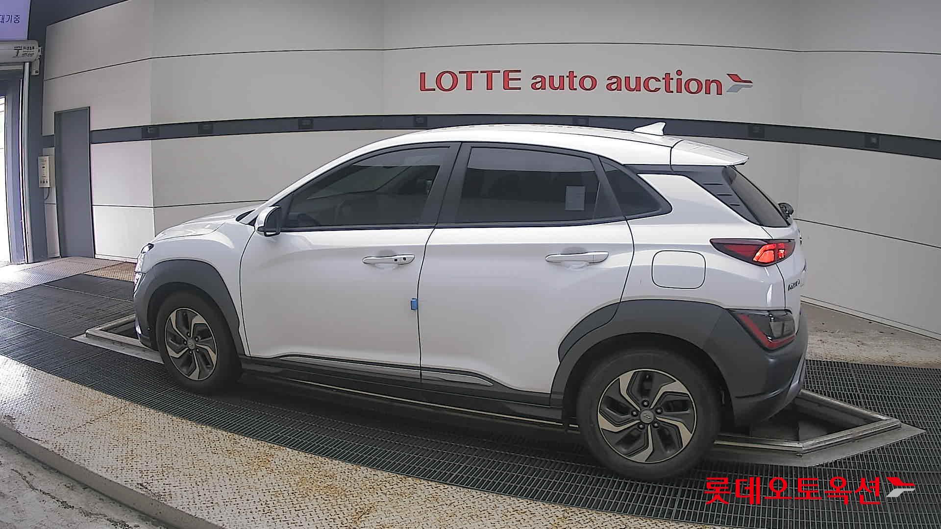 2022 - hyundai kona