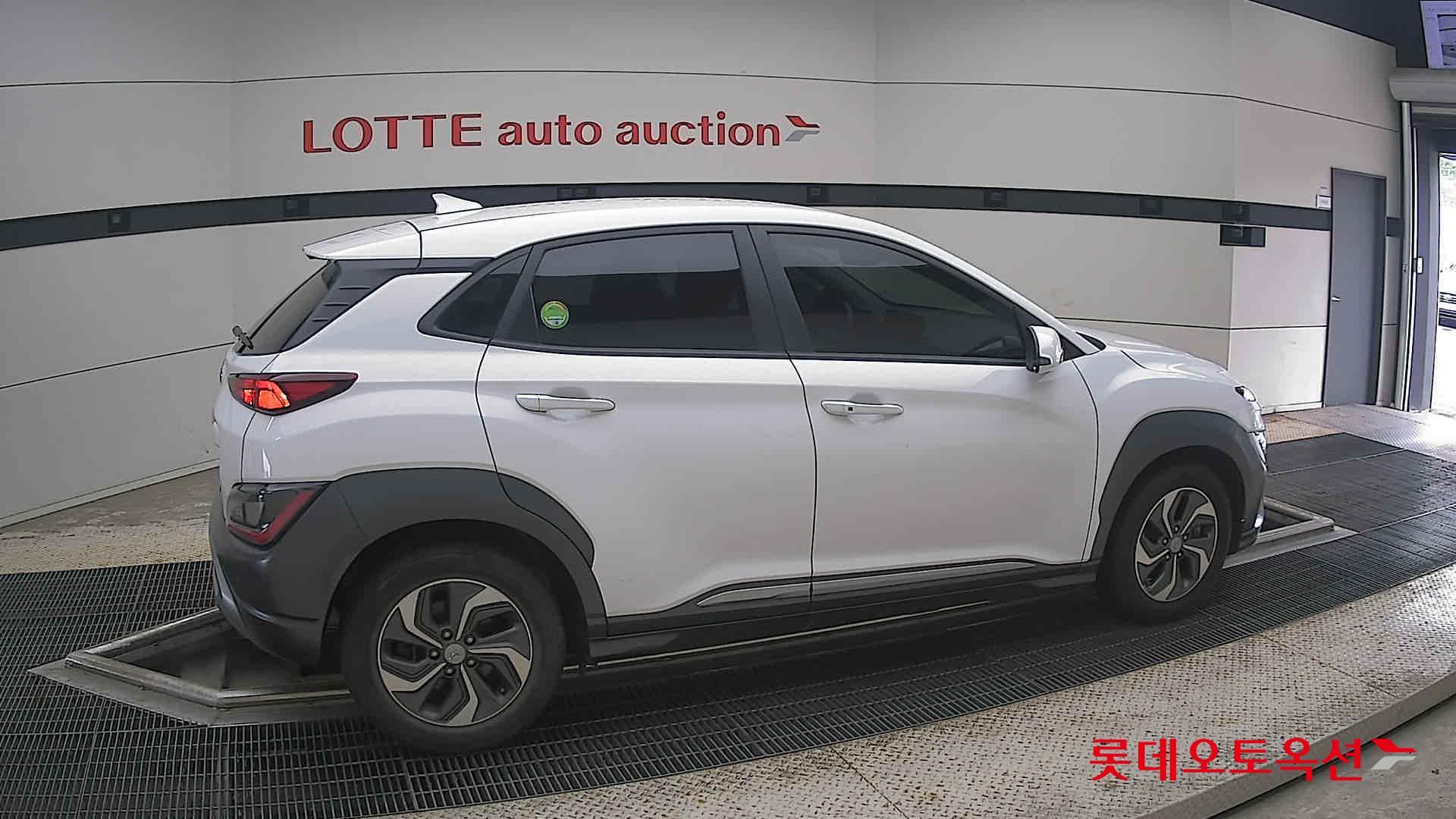 2022 - hyundai kona