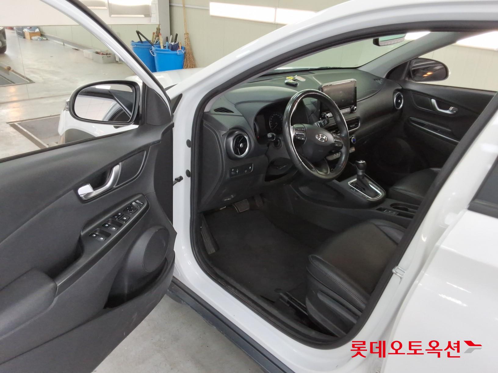2022 - hyundai kona