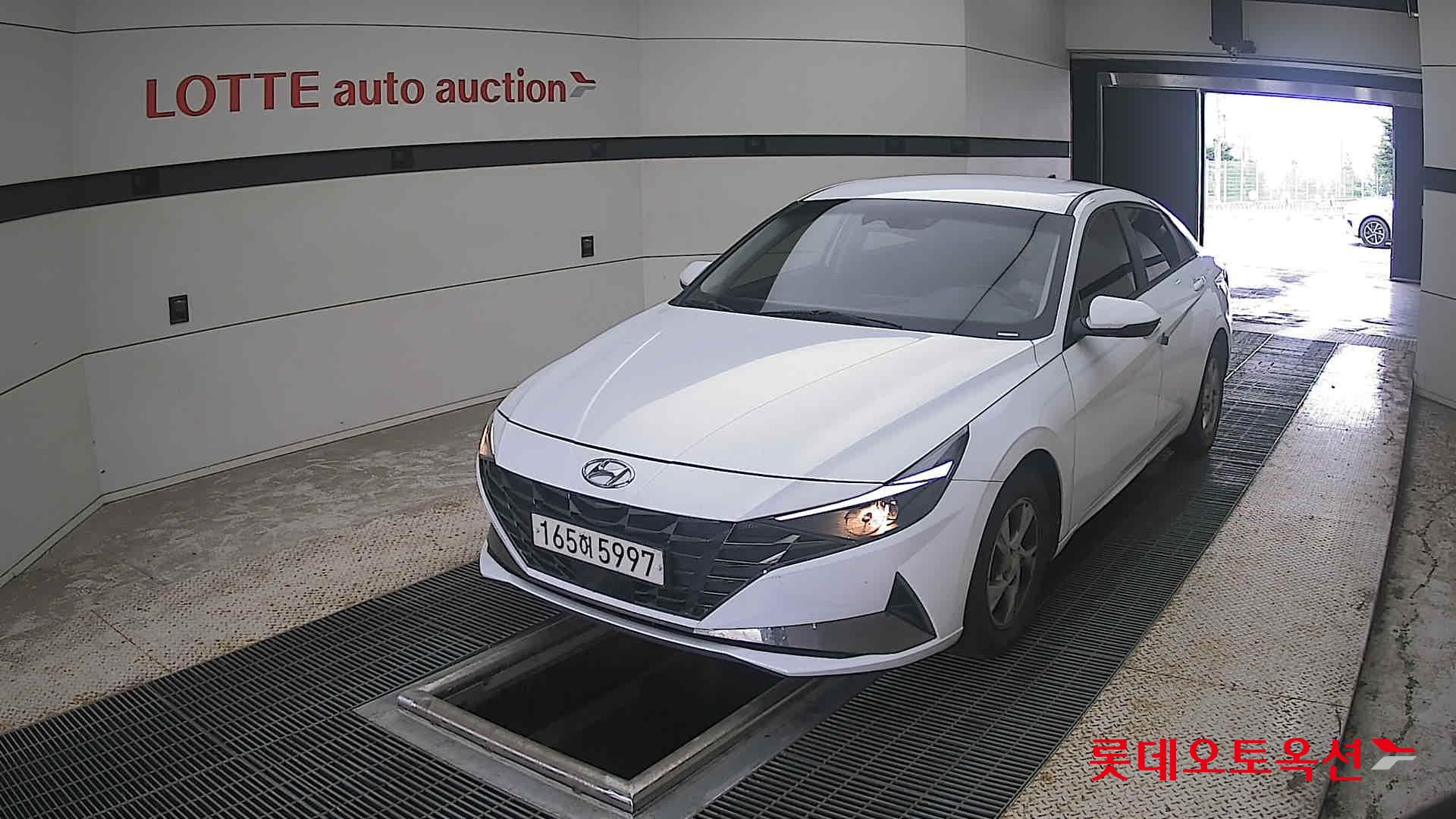 2021 - hyundai avante