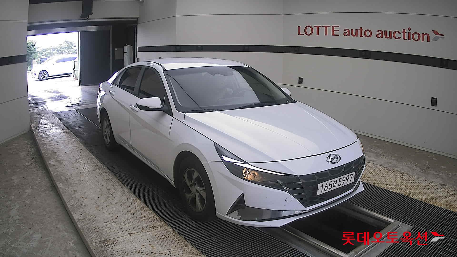2021 - hyundai avante