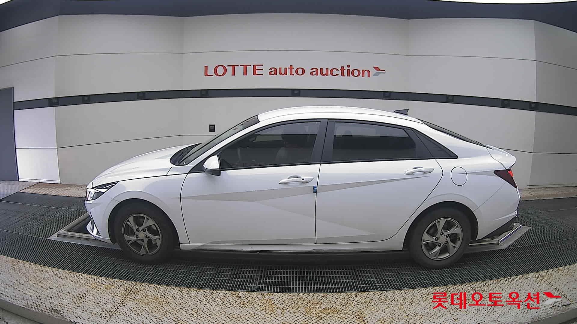 2021 - hyundai avante