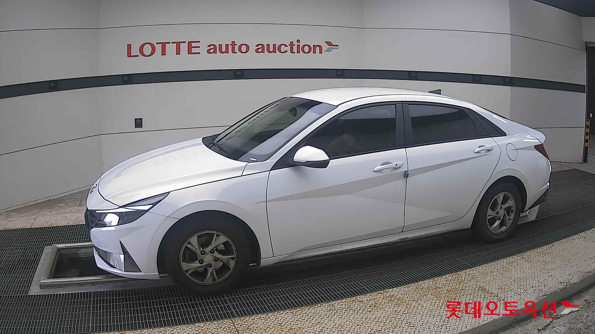 2021 - hyundai avante