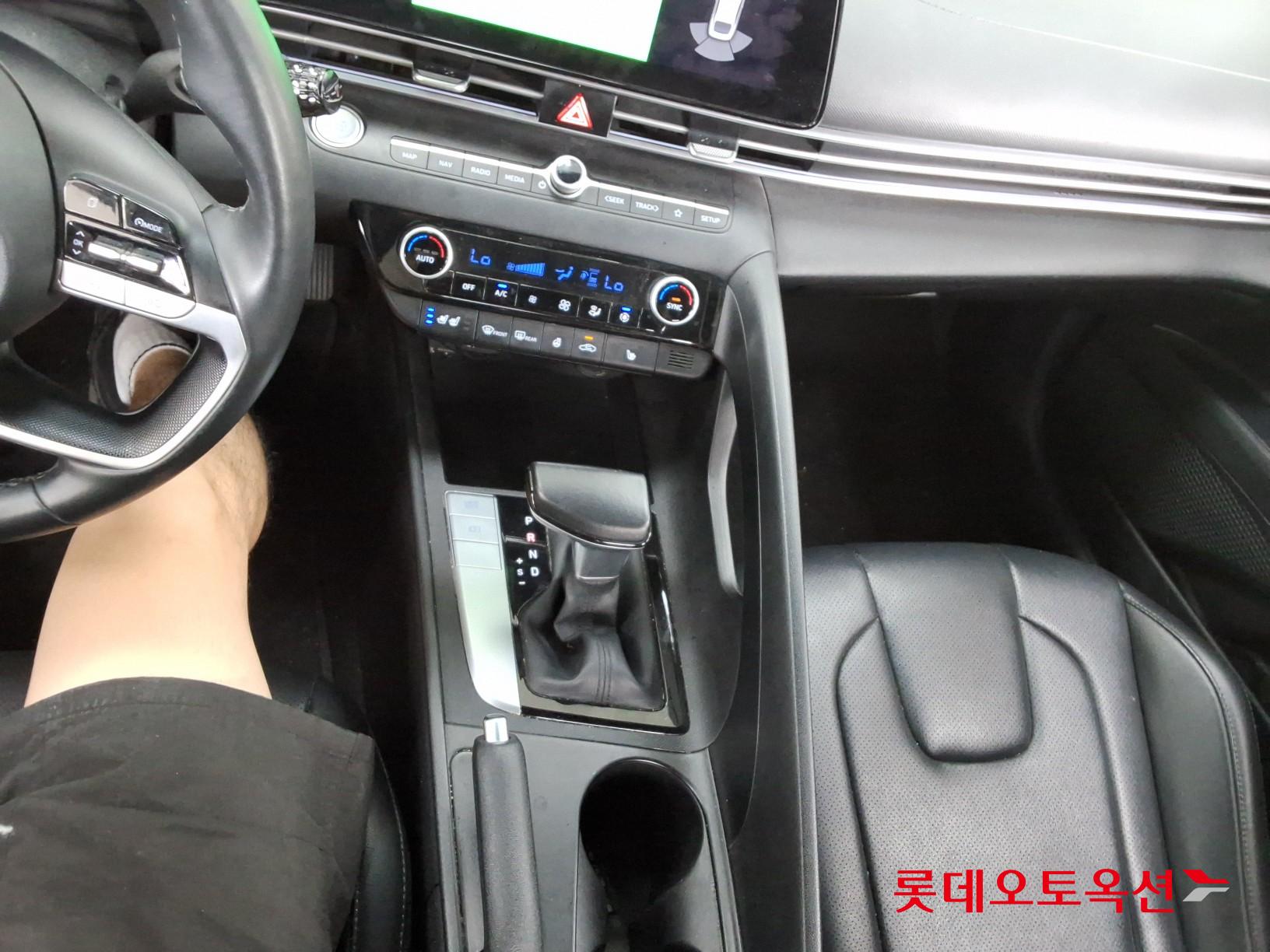 2021 - hyundai avante