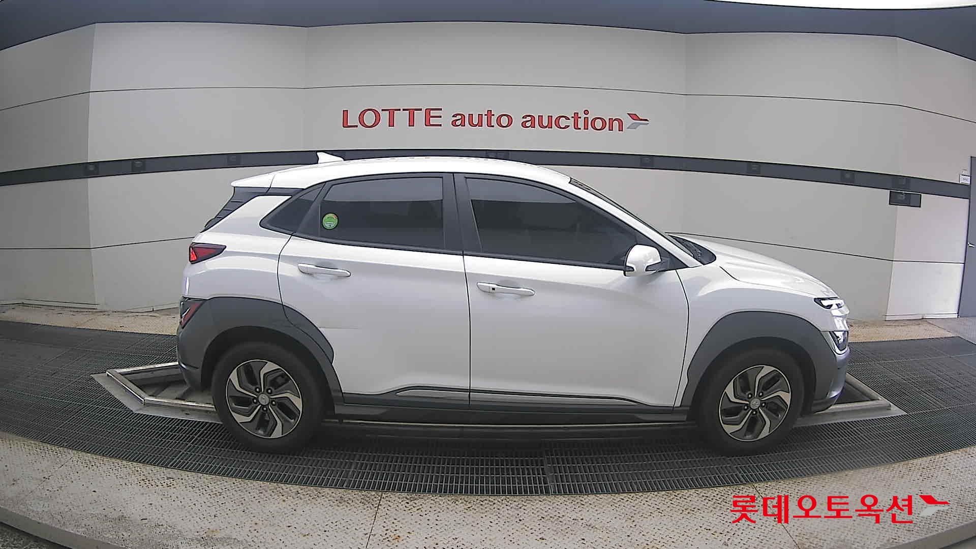 2022 - hyundai kona