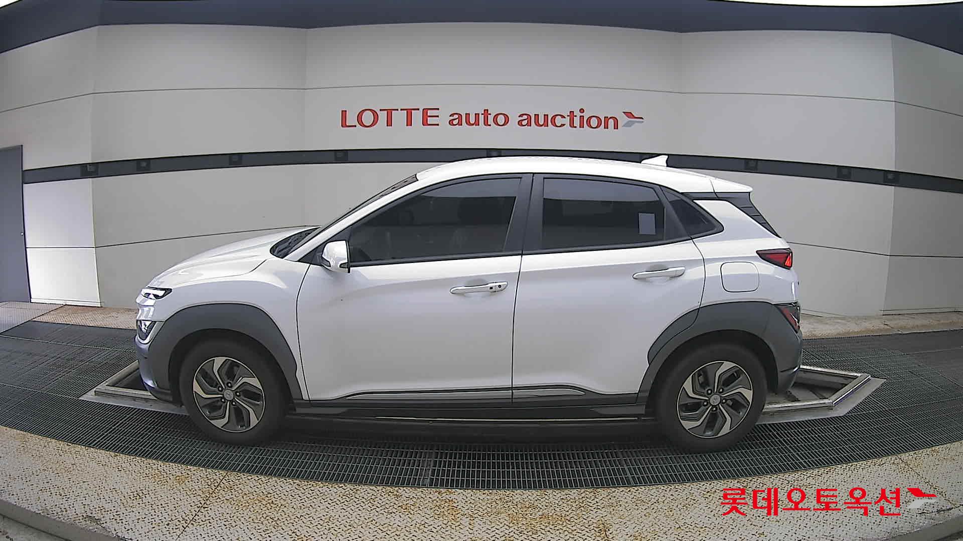 2022 - hyundai kona
