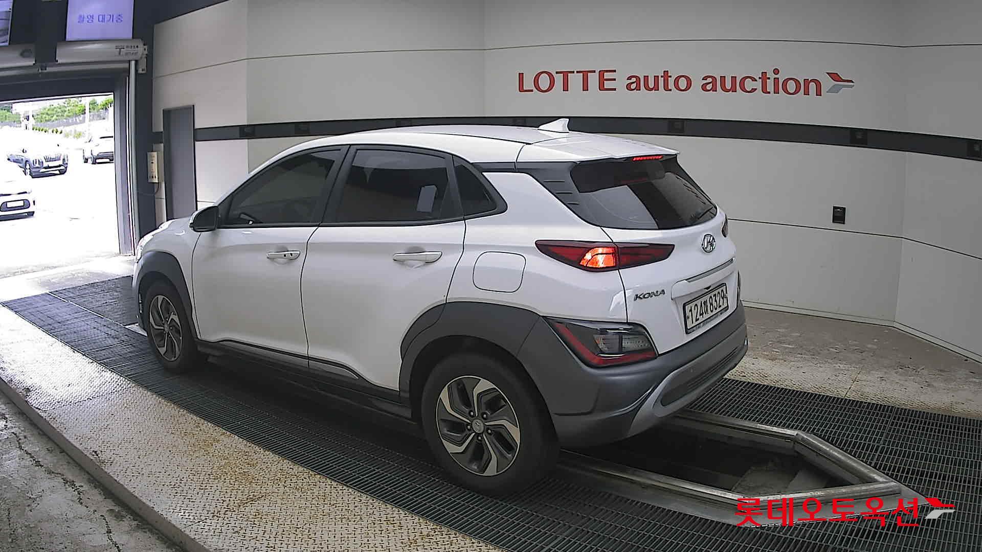 2022 - hyundai kona