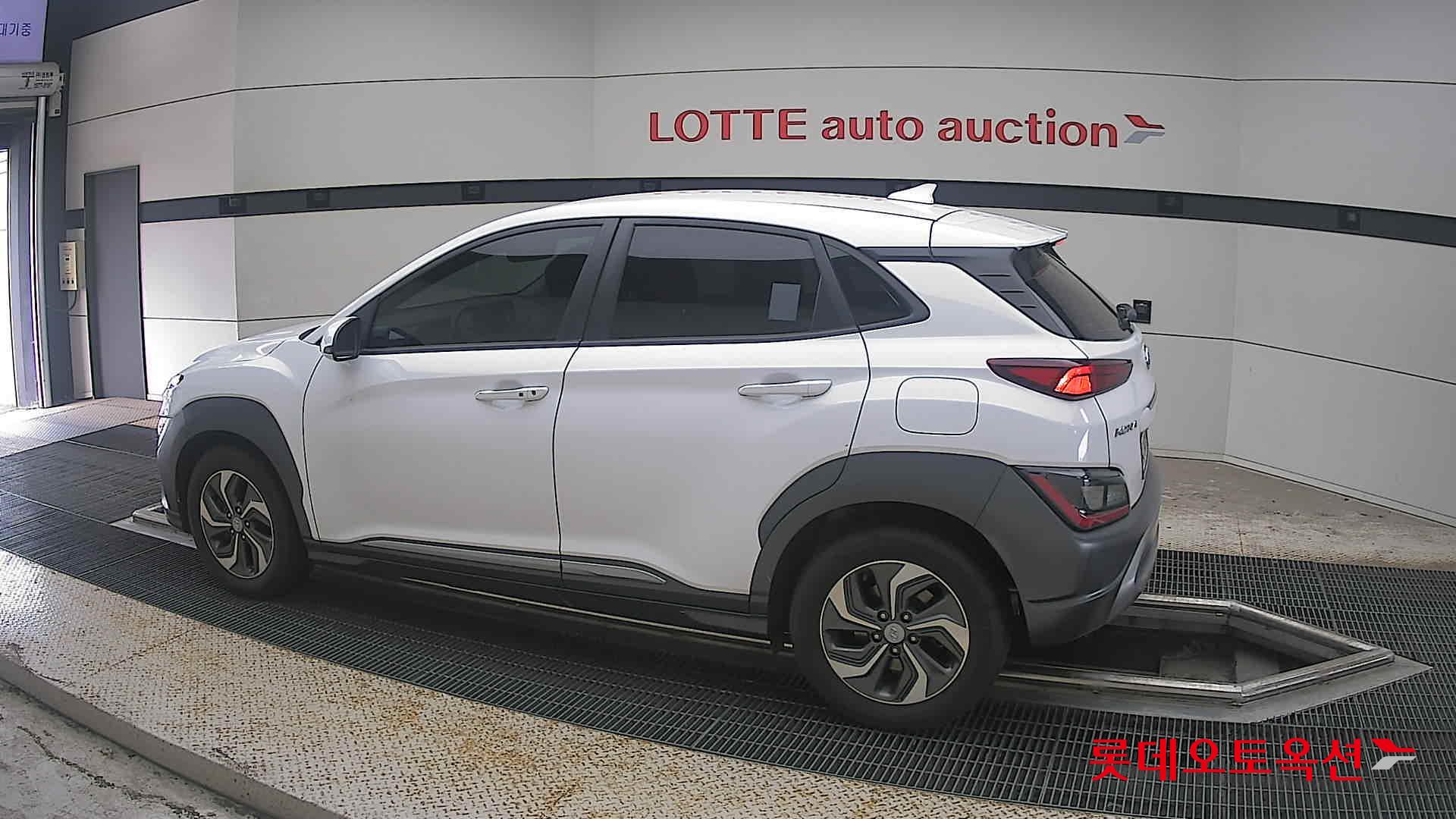 2022 - hyundai kona