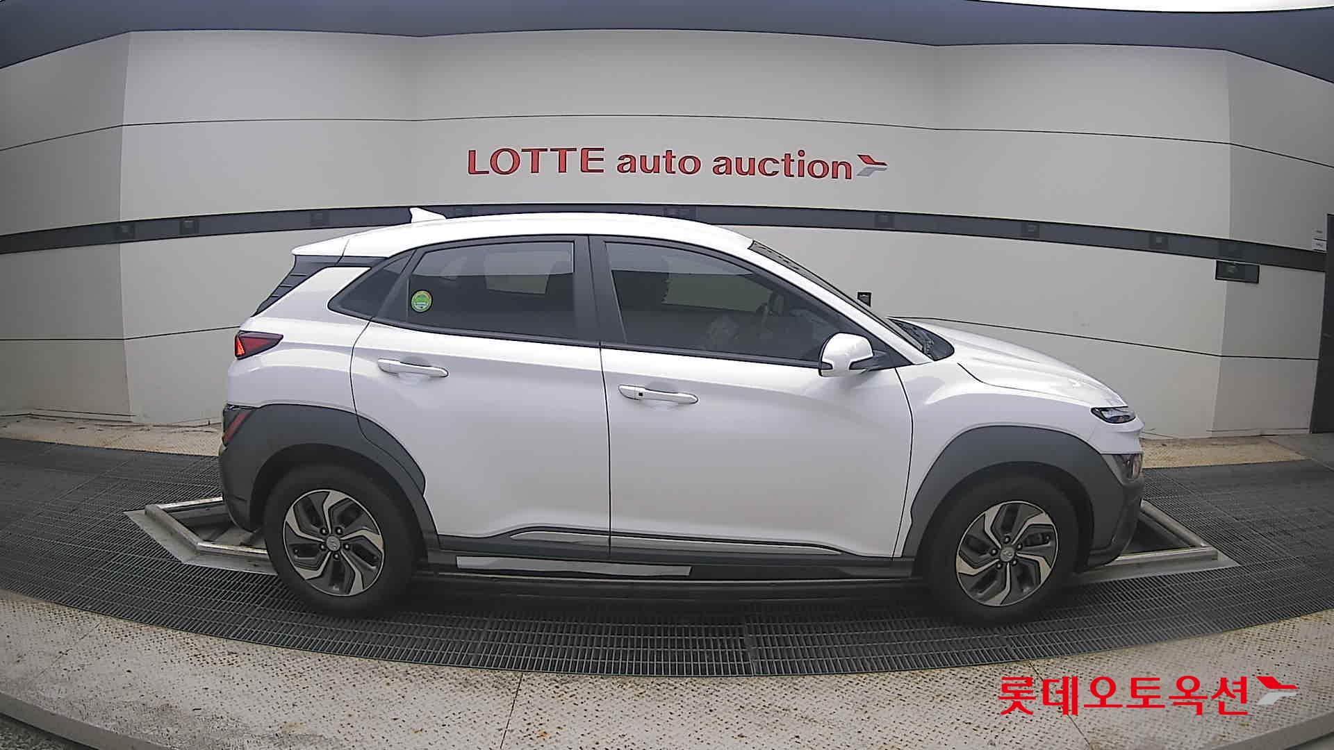 2022 - hyundai kona