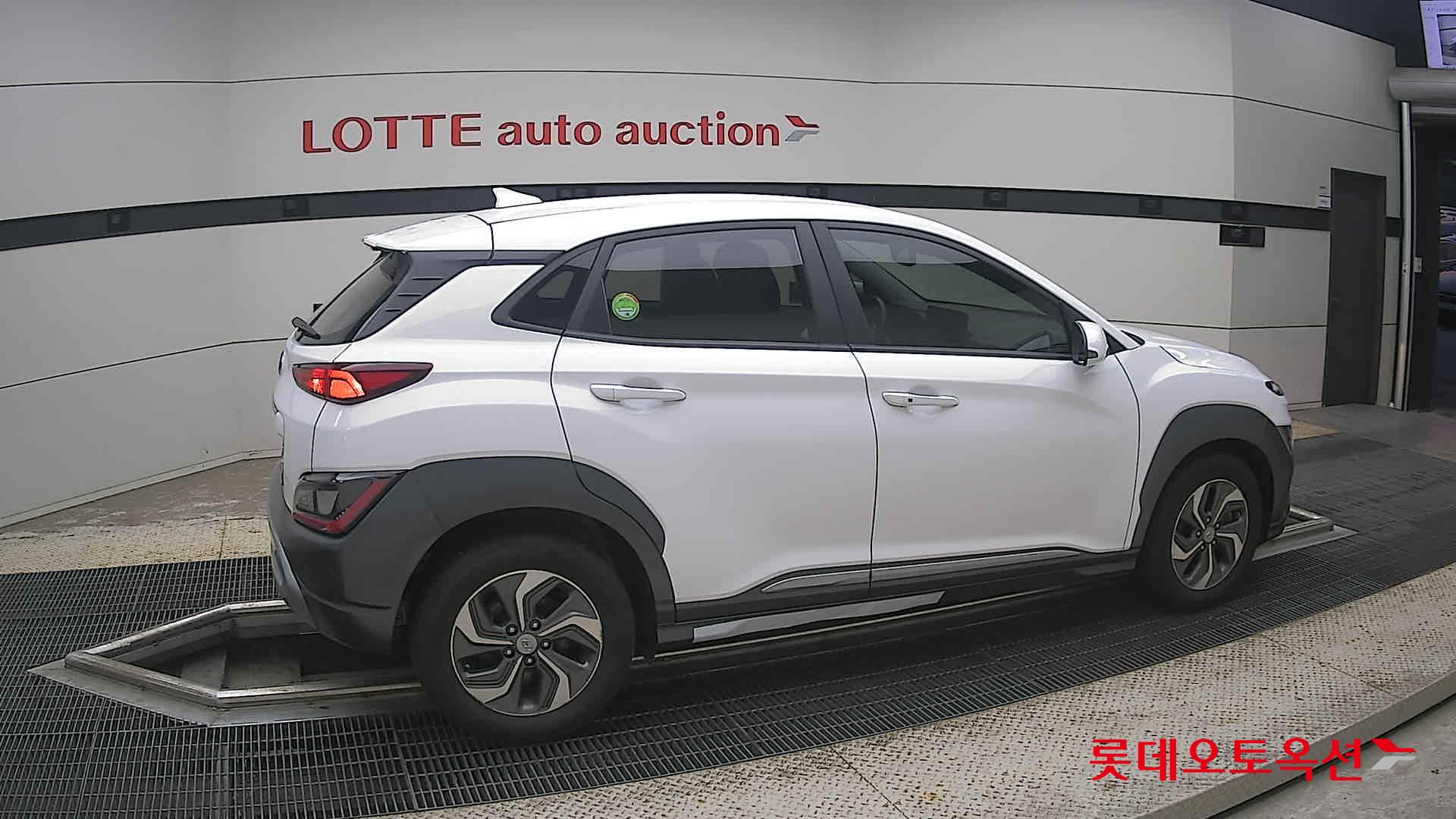 2022 - hyundai kona