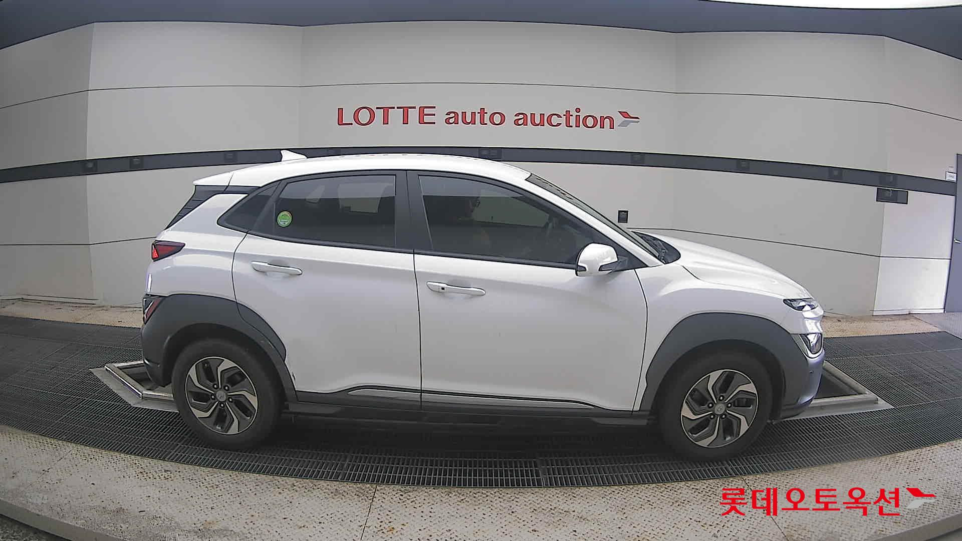 2022 - hyundai kona