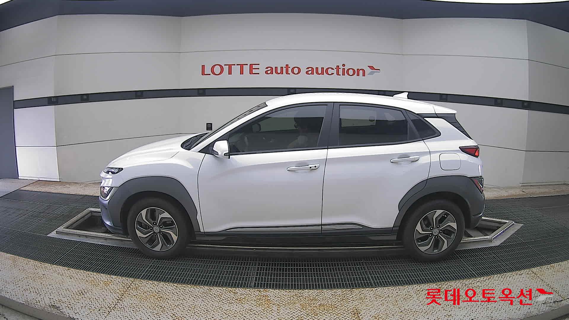 2022 - hyundai kona