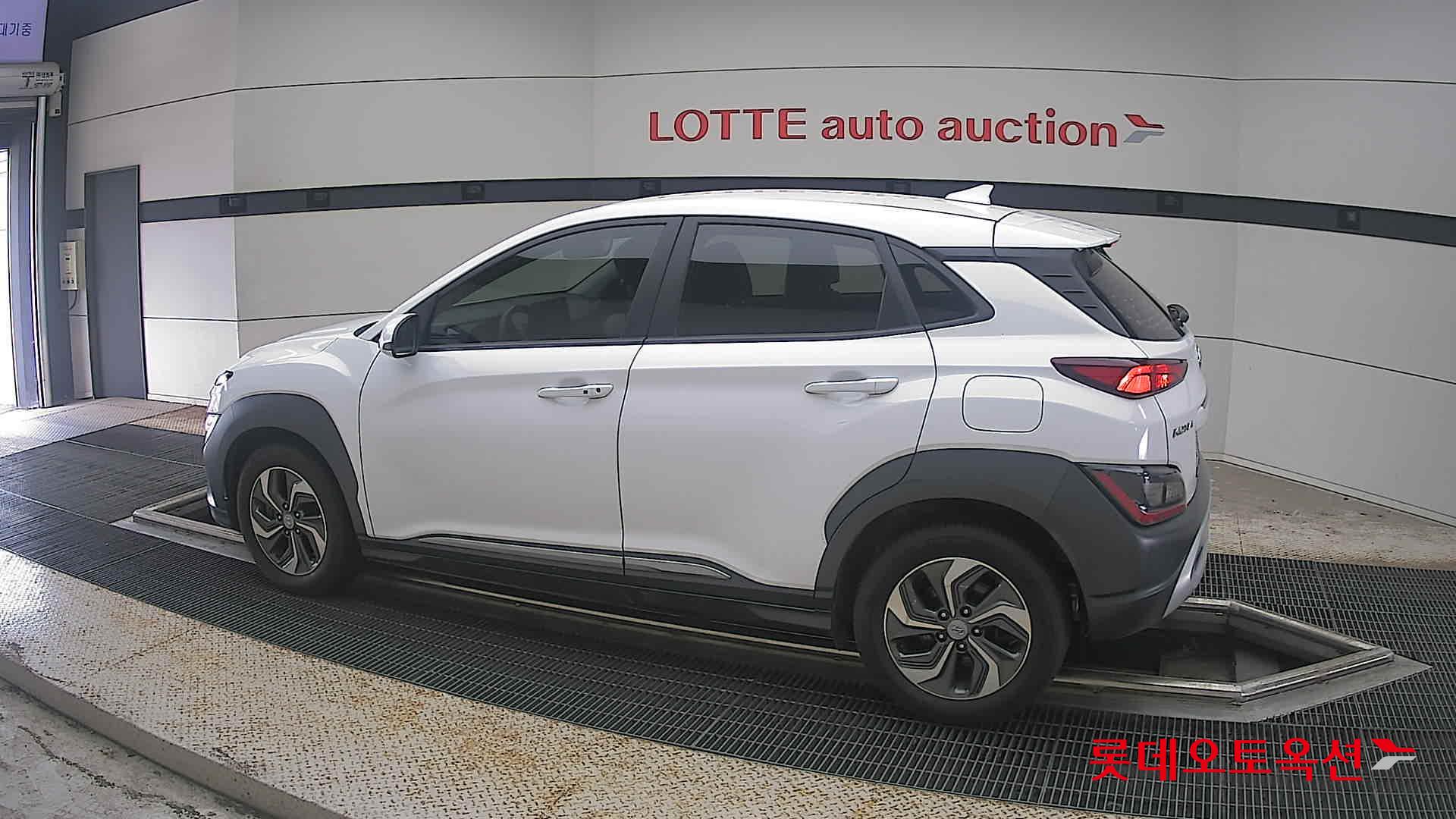 2022 - hyundai kona