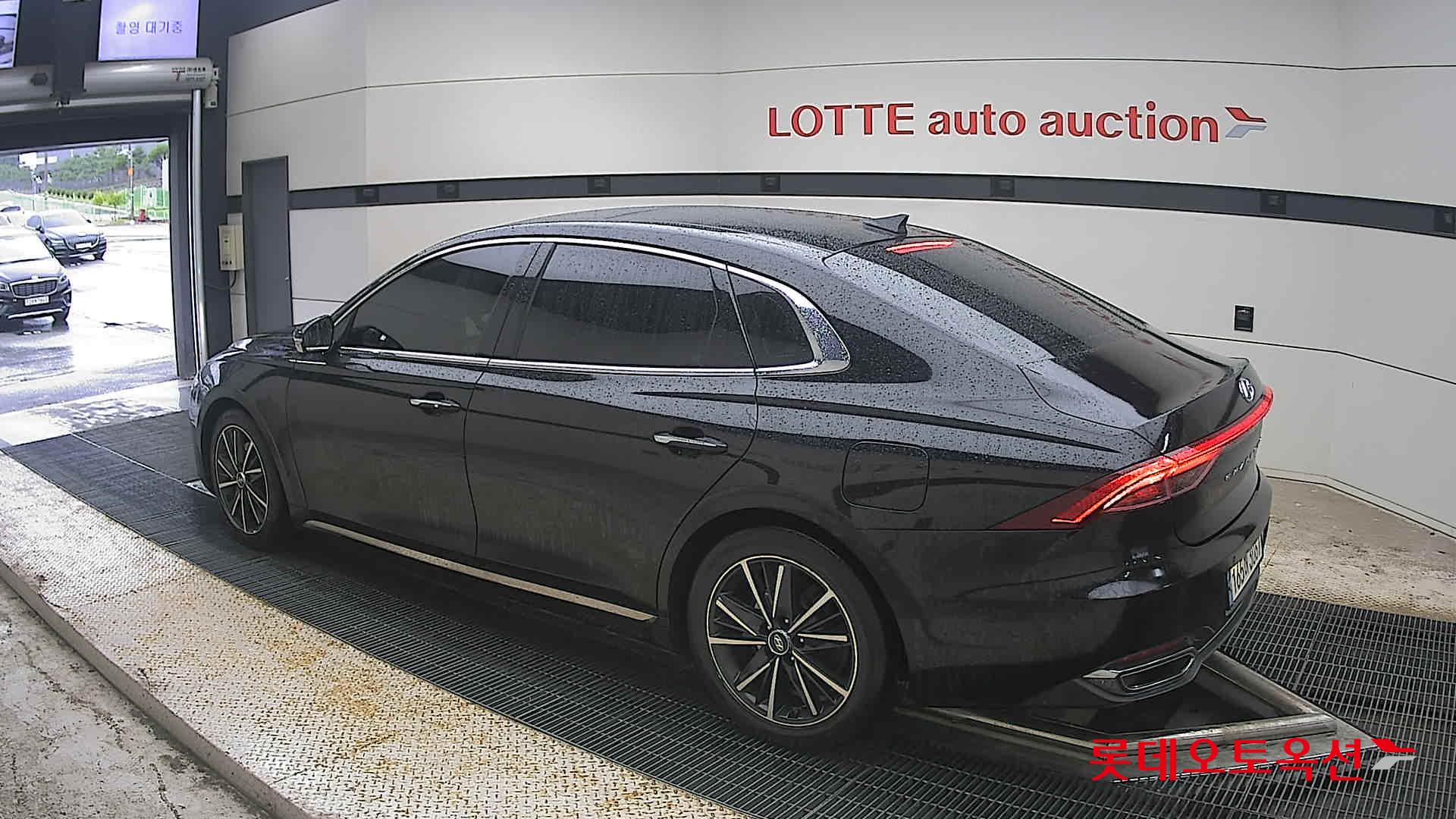 2022 - hyundai grandeur