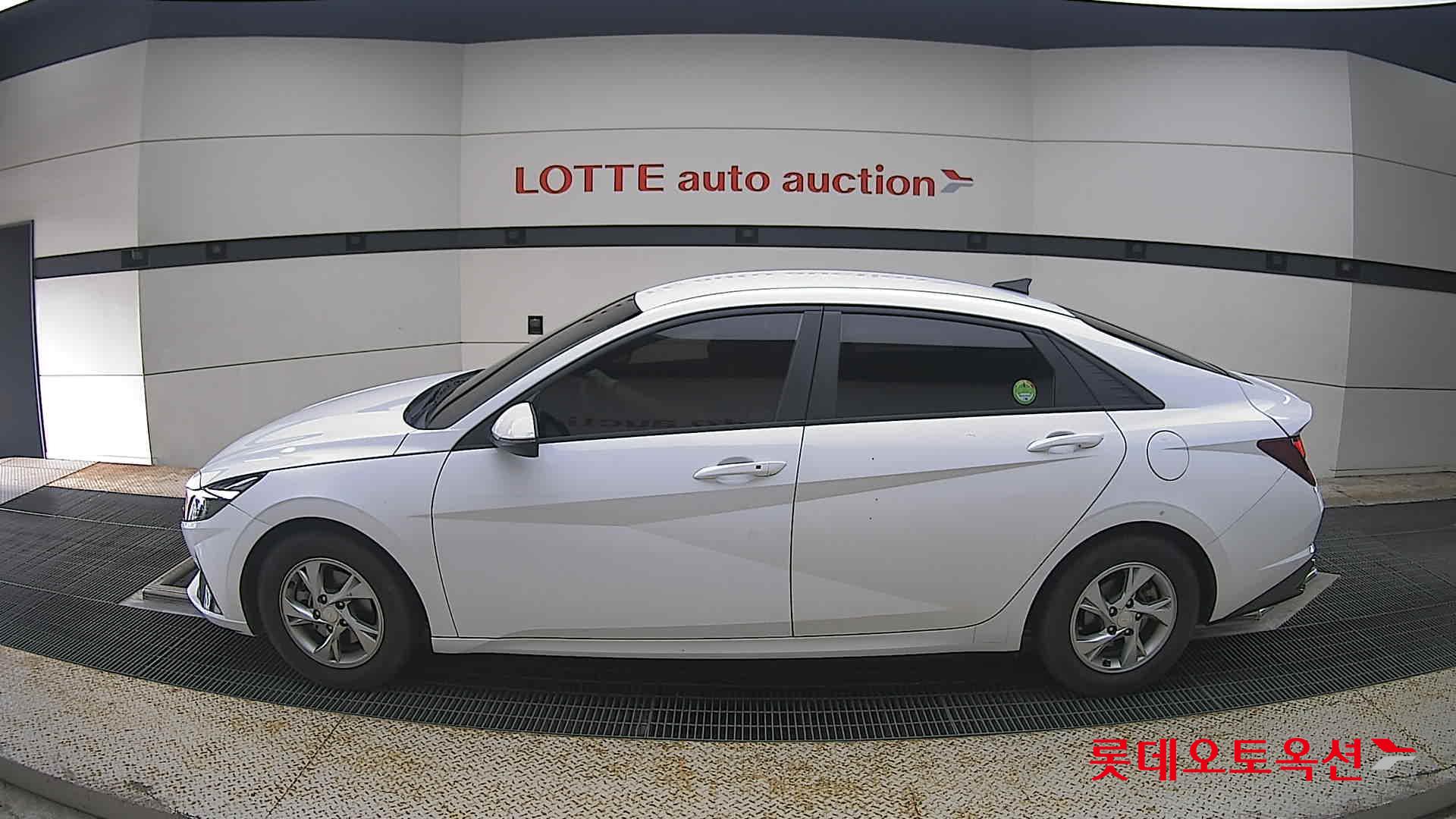2021 - hyundai avante