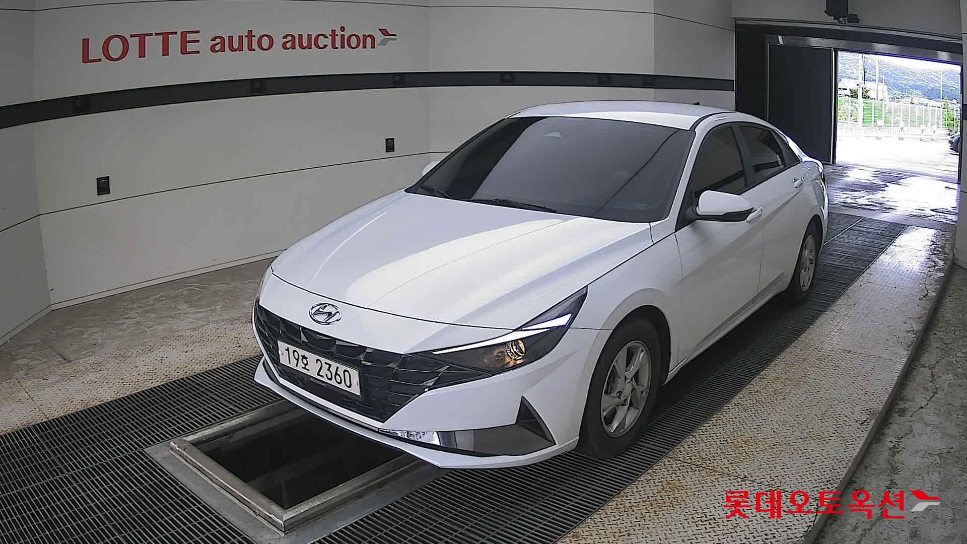 2021 - hyundai avante