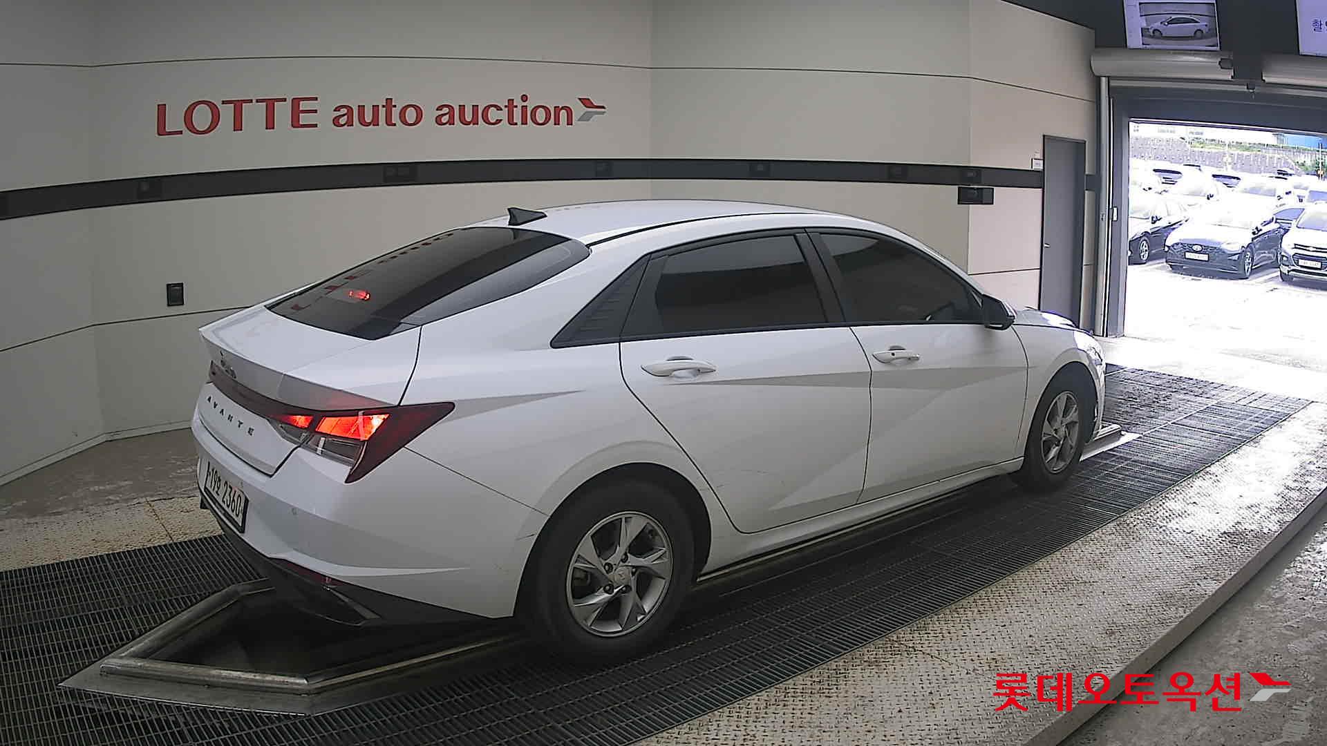 2021 - hyundai avante