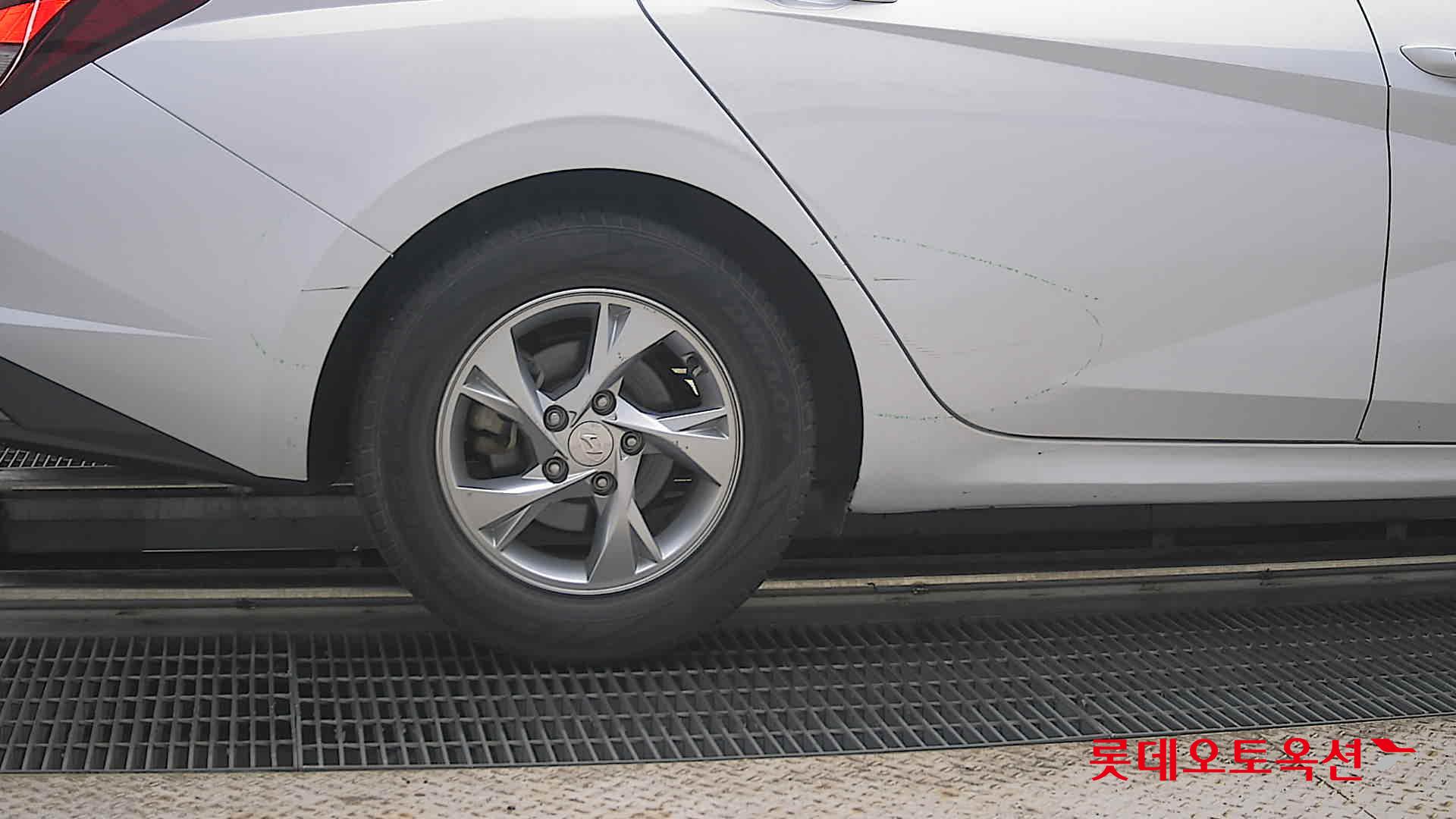 2021 - hyundai avante