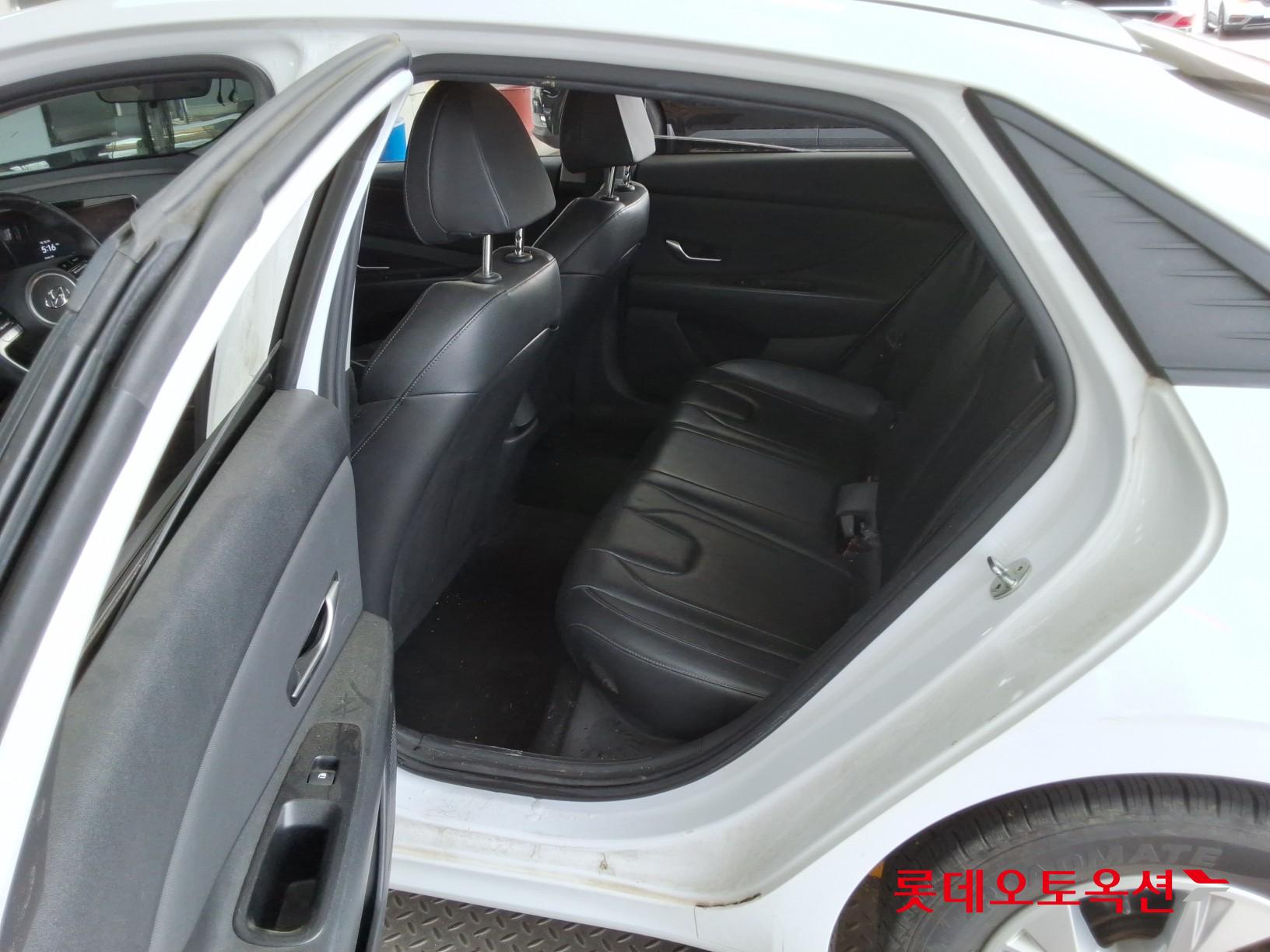 2021 - hyundai avante