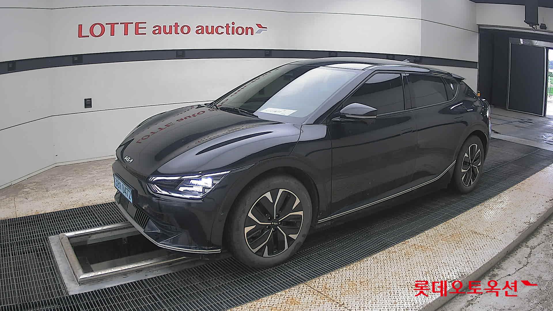 2023 - kia ev6