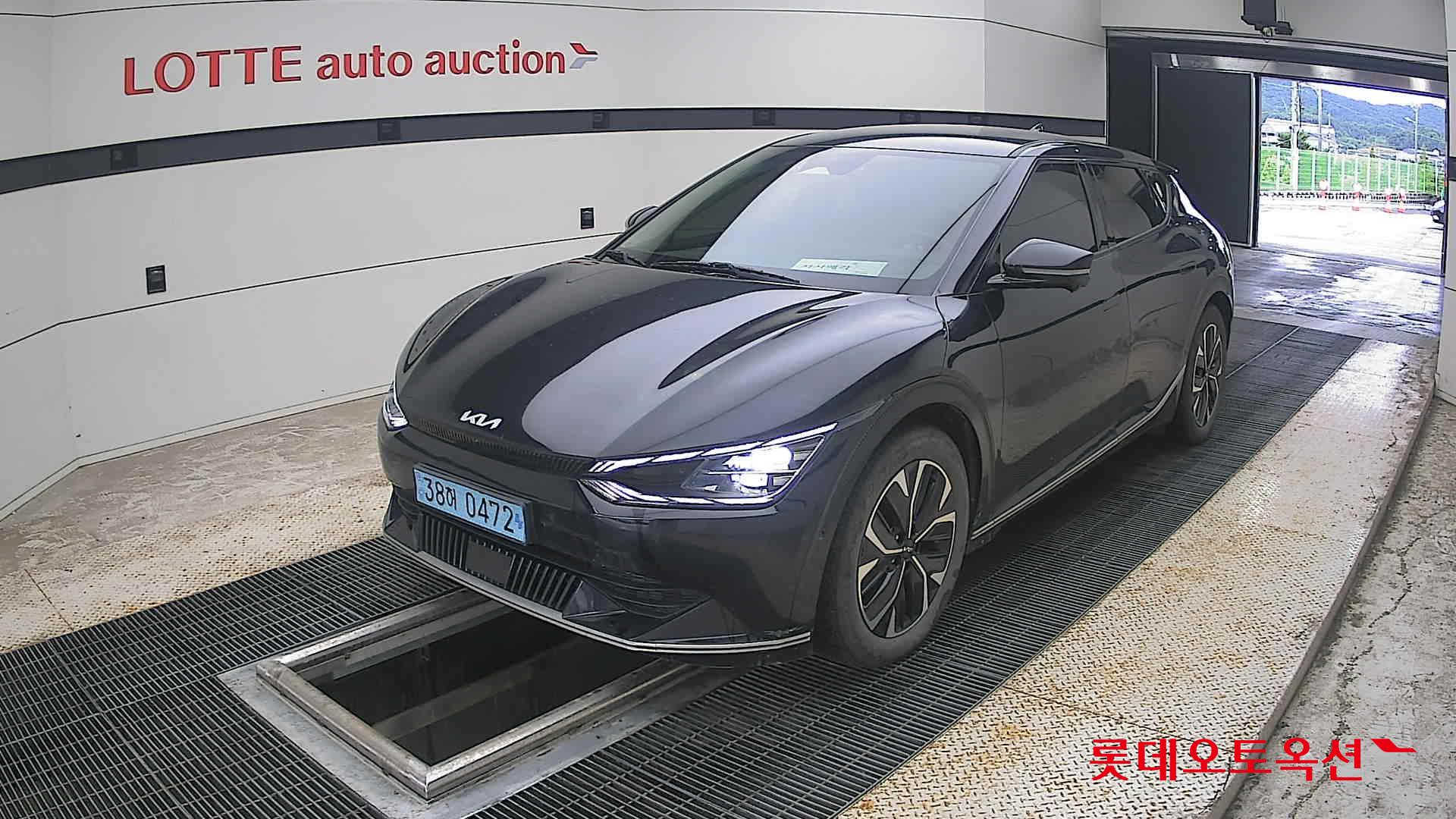 2023 - kia ev6