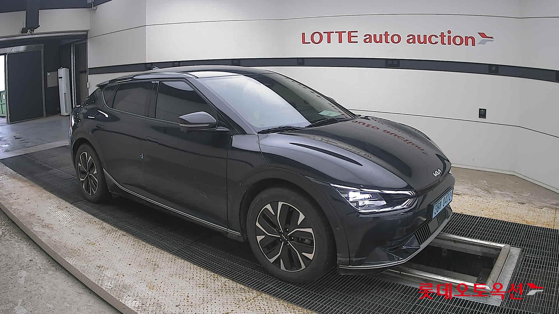 2023 - kia ev6