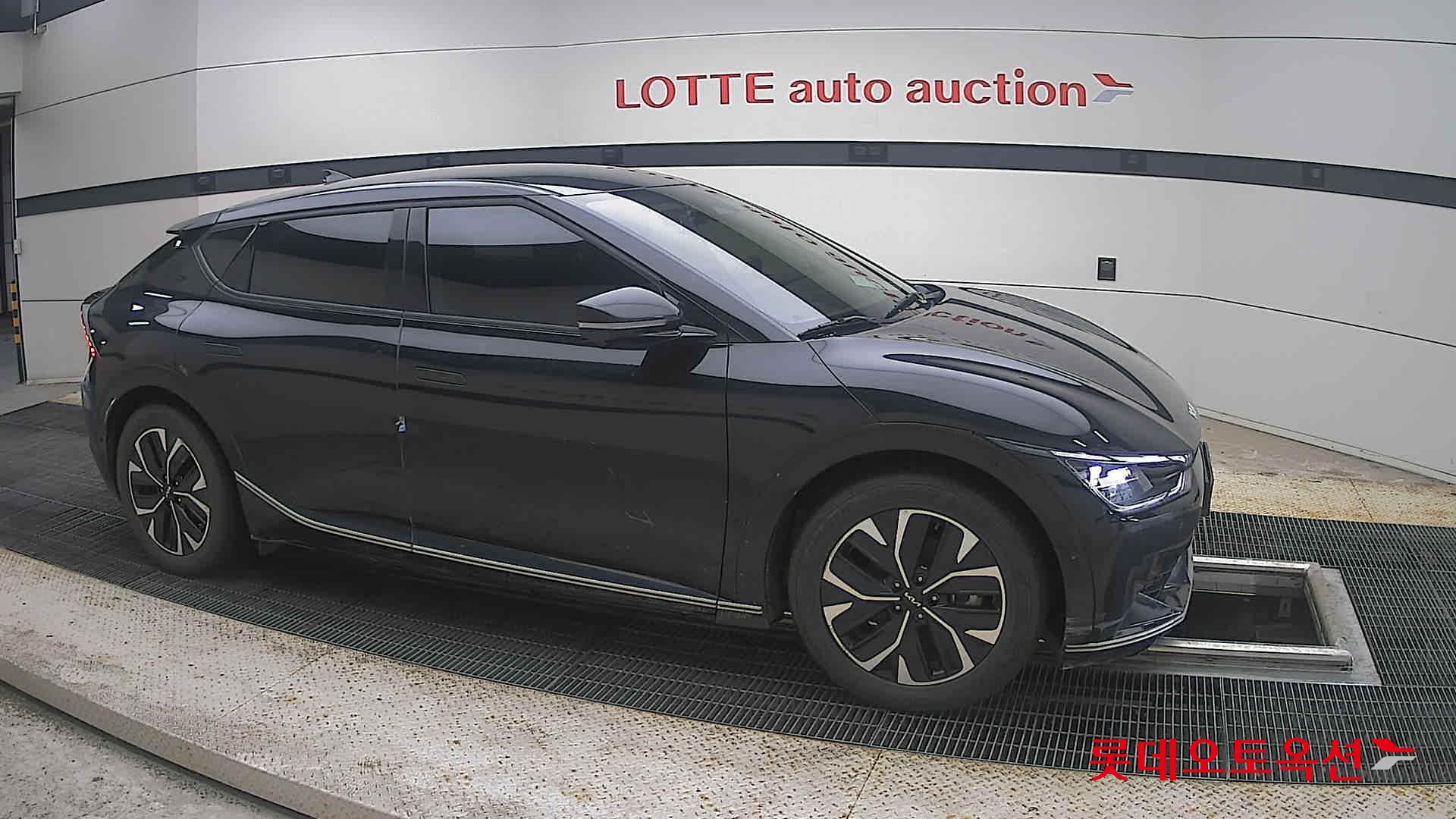 2023 - kia ev6