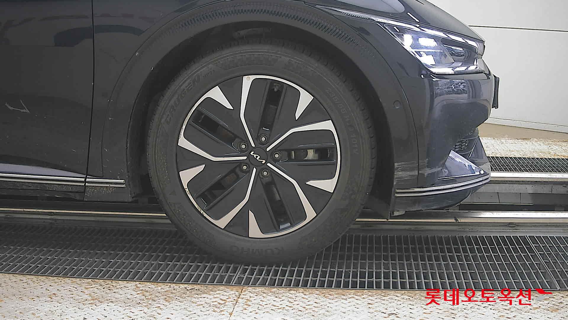 2023 - kia ev6
