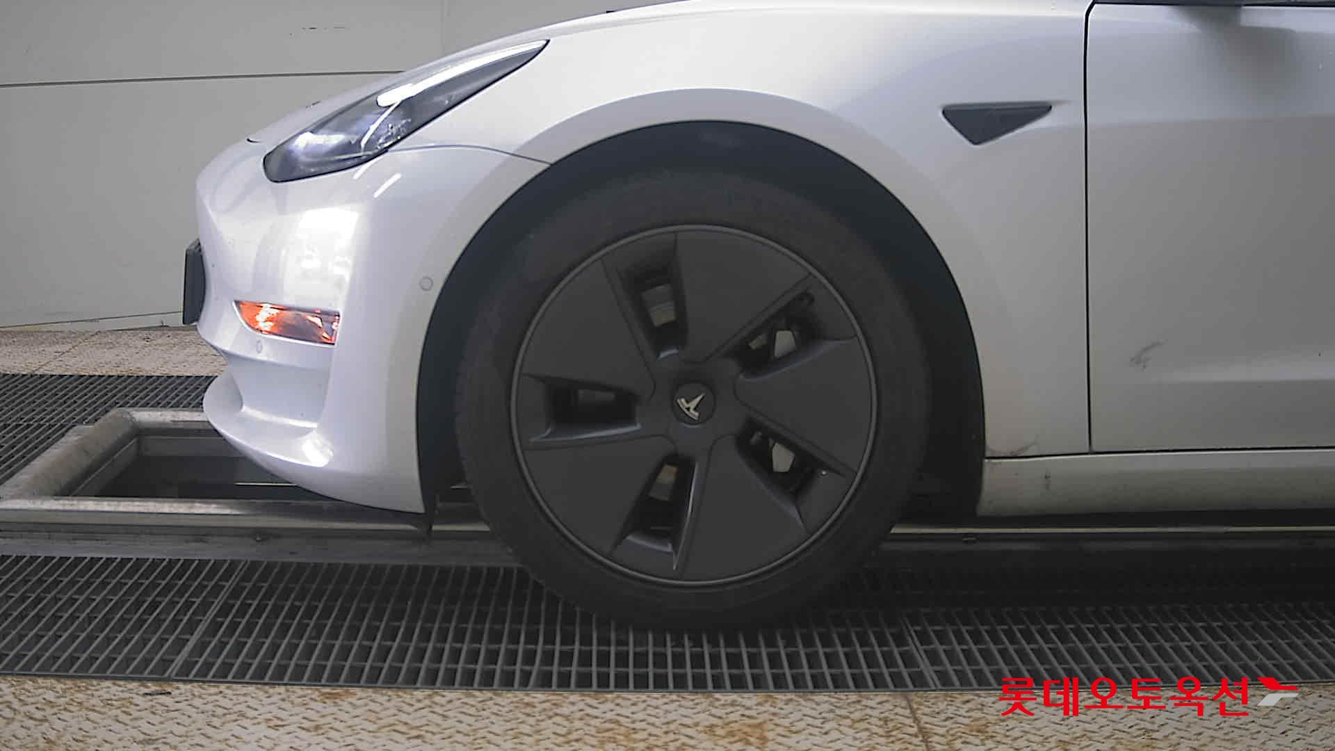 تسلا موديل 3 2022 طويل المدى