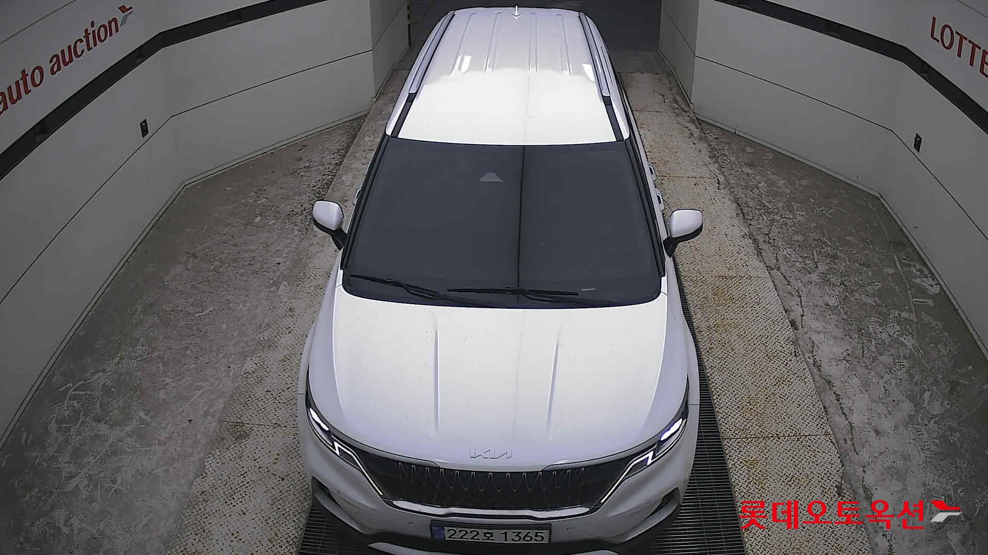 2023 - kia carnival