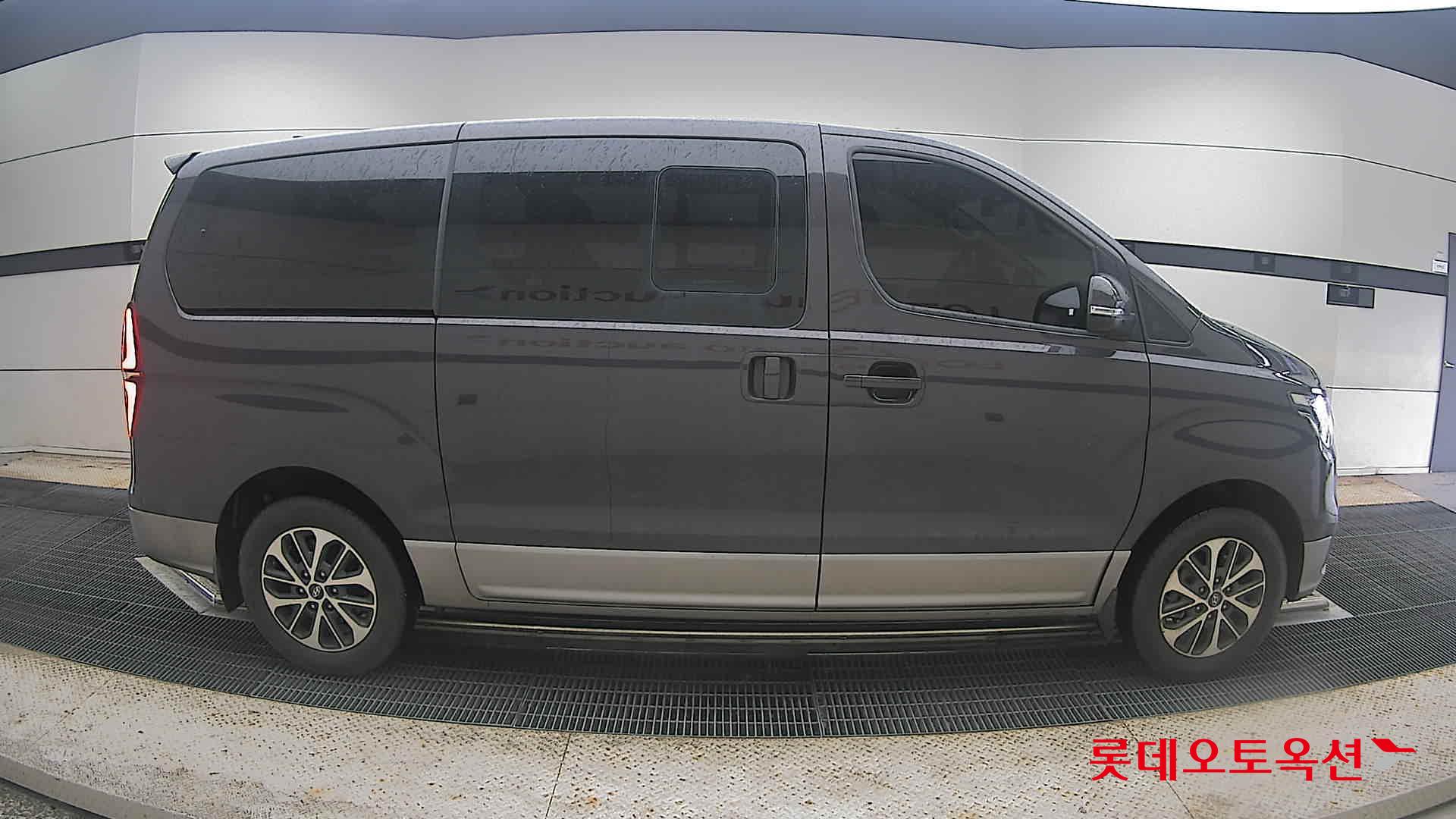 2020 - hyundai grand starex