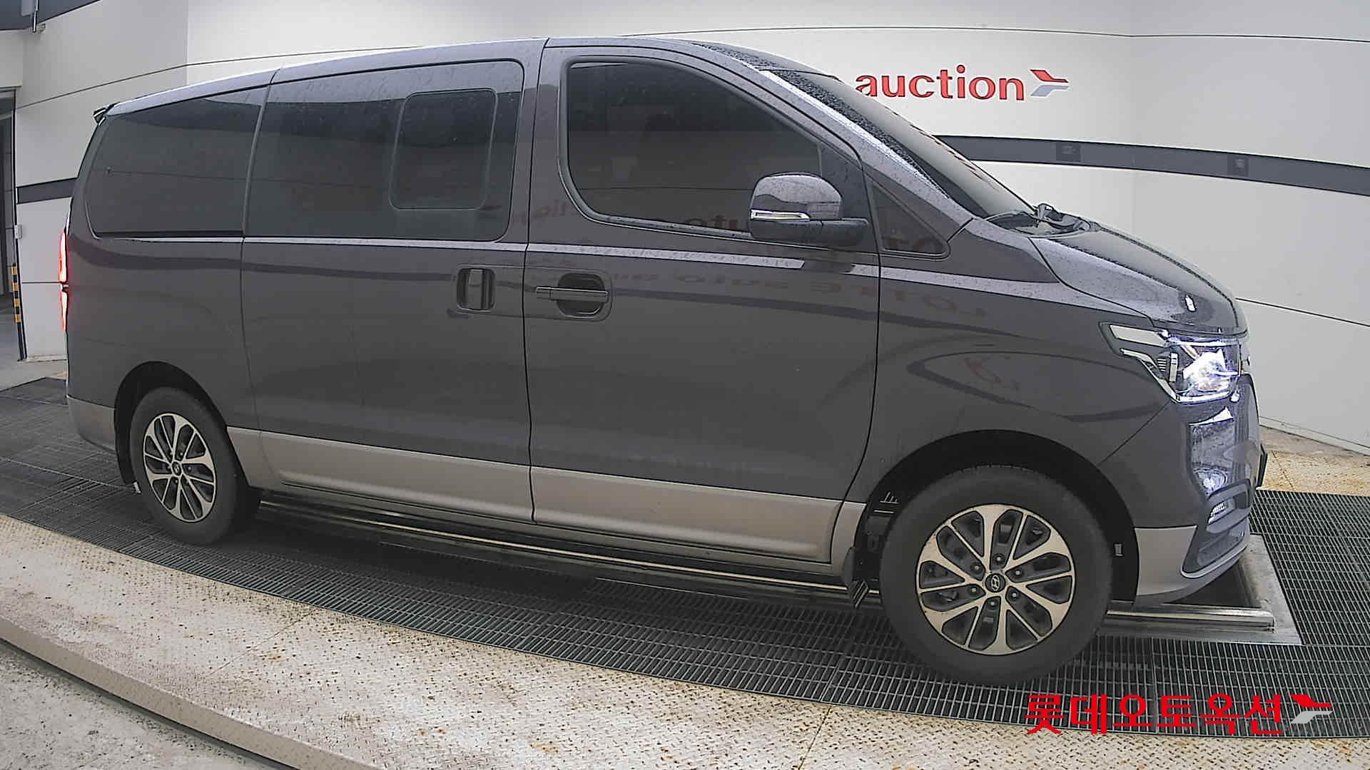2020 - hyundai grand starex