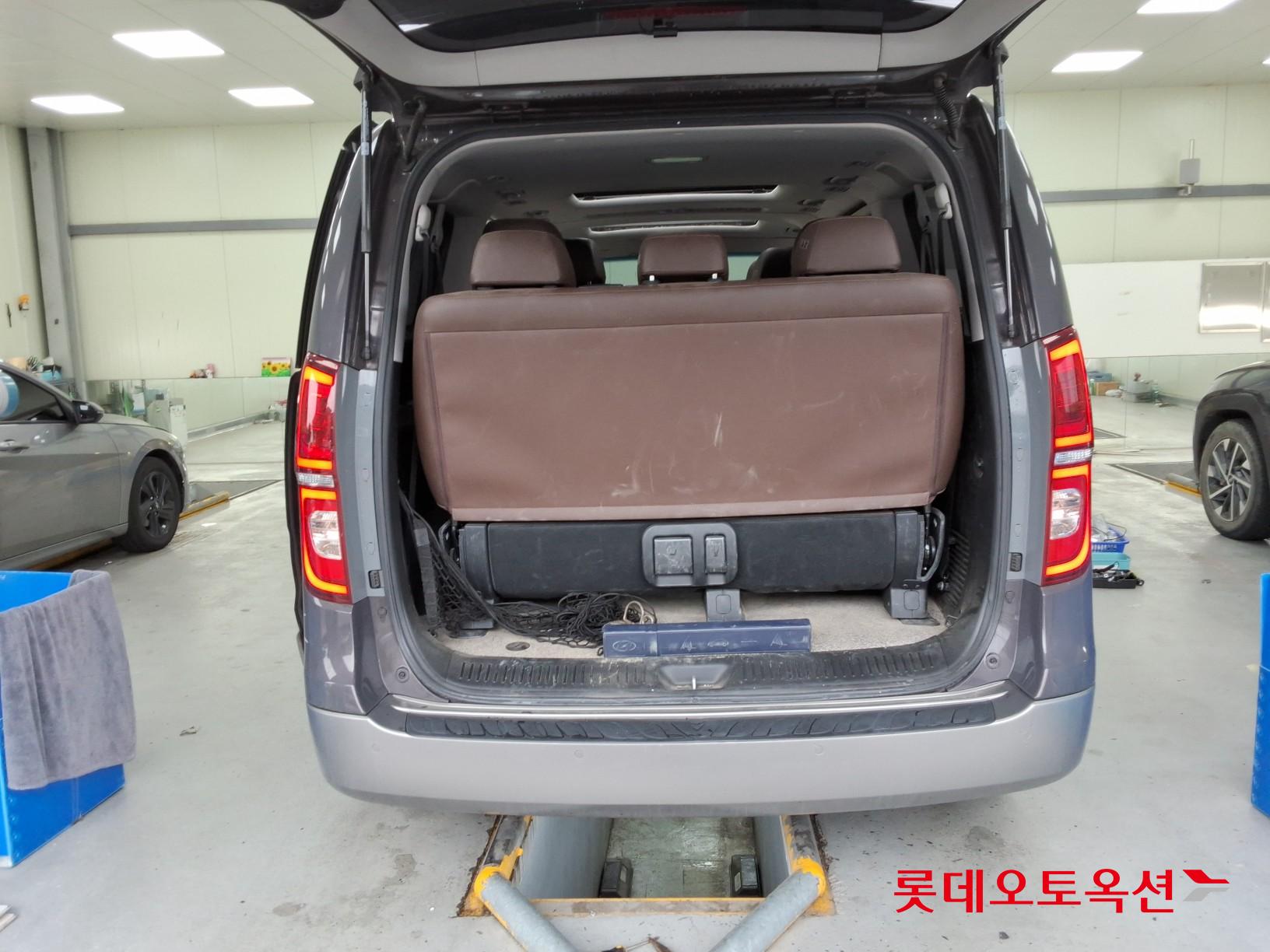 2020 - hyundai grand starex