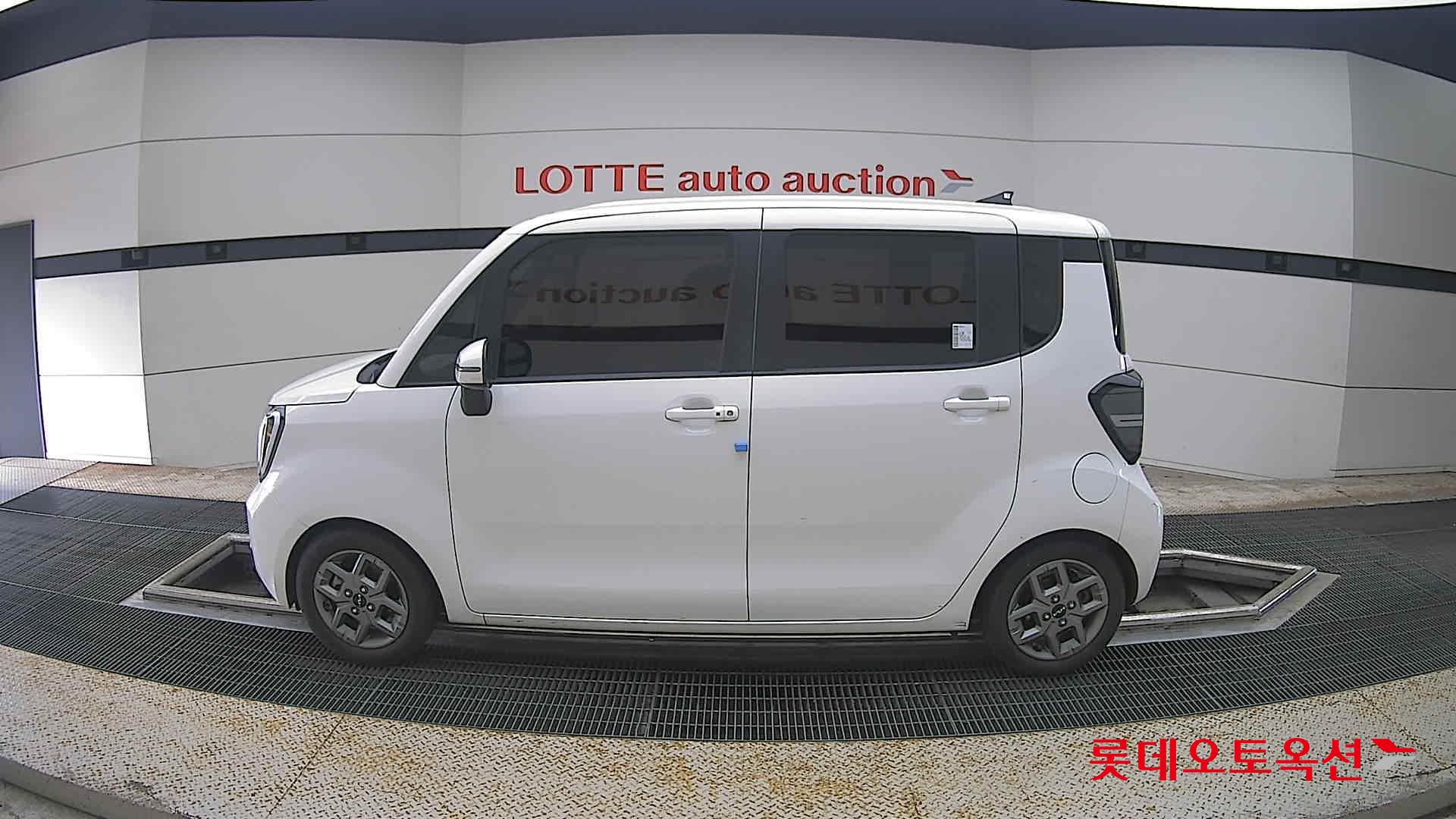 2023 - kia ray