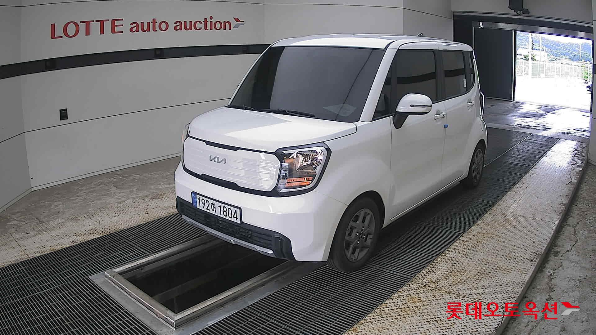 2023 - kia ray