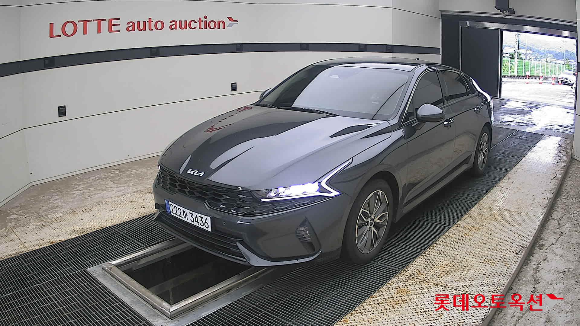 2023 - kia k5