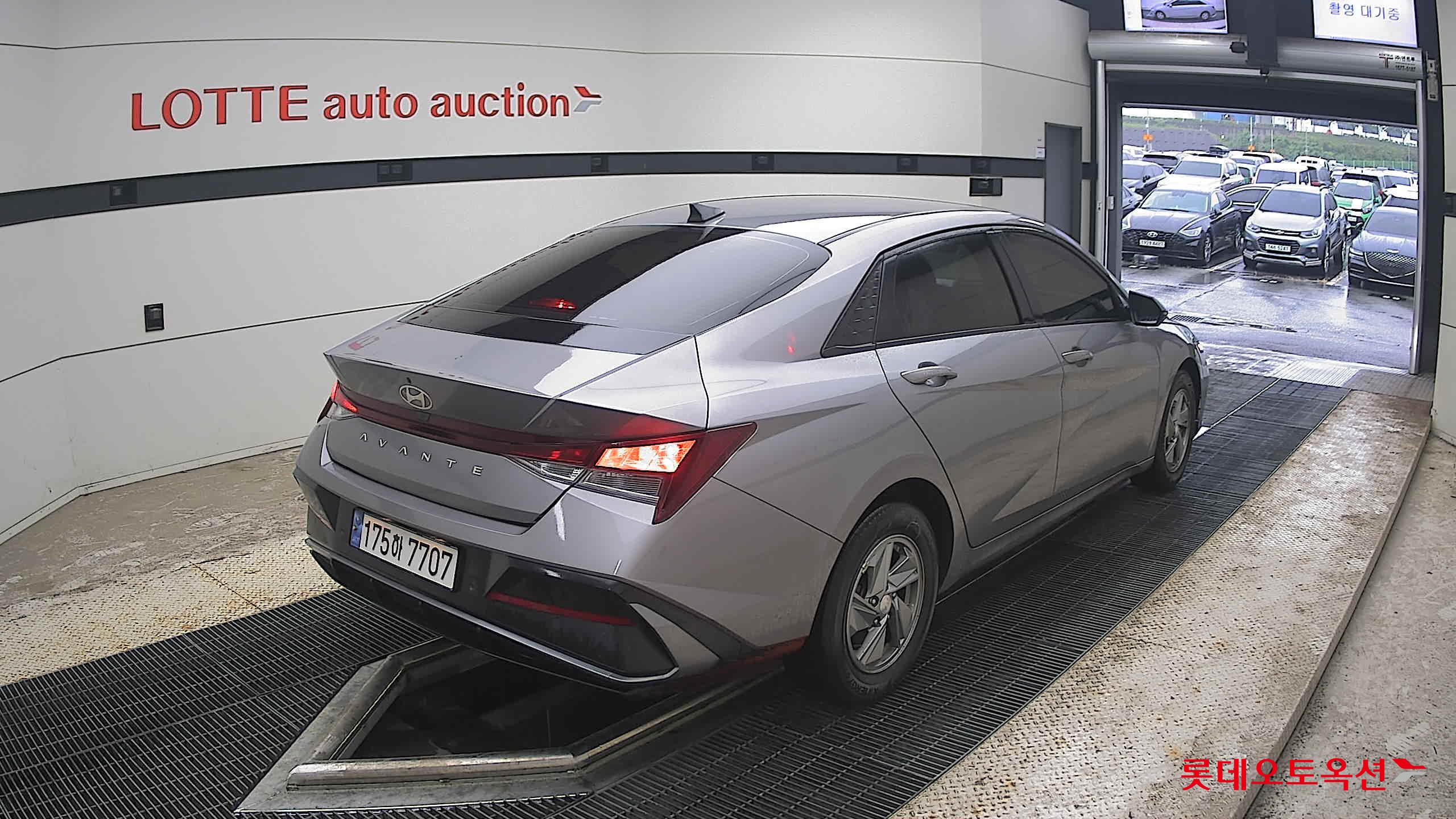2024 - hyundai avante
