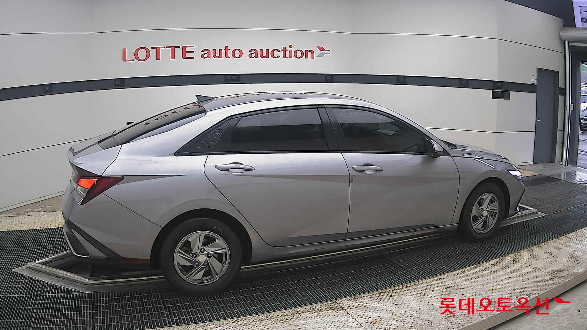2024 - hyundai avante