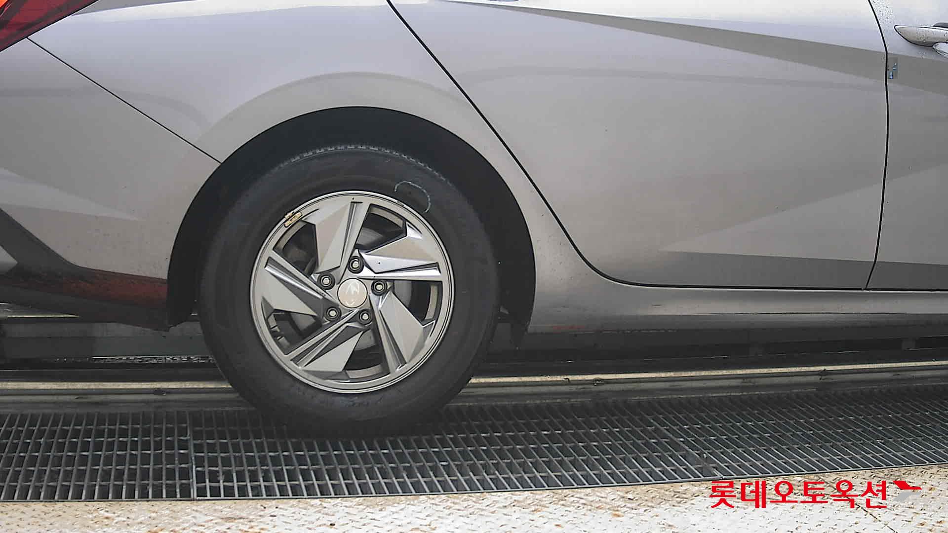 2024 - hyundai avante