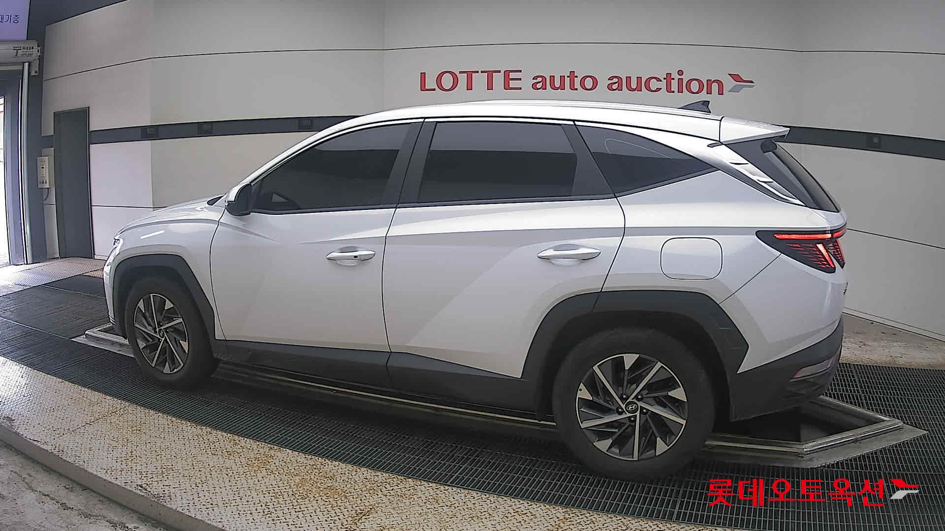 2021 - hyundai tucson