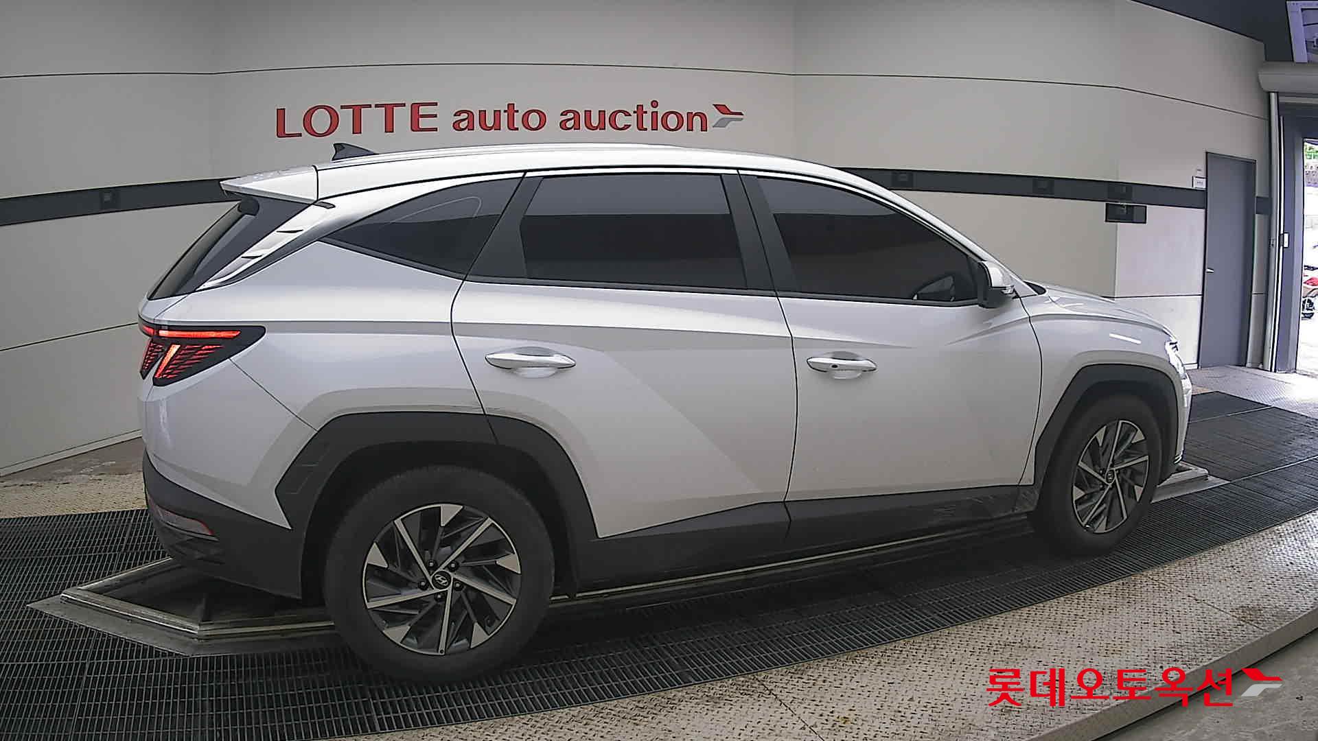 2021 - hyundai tucson