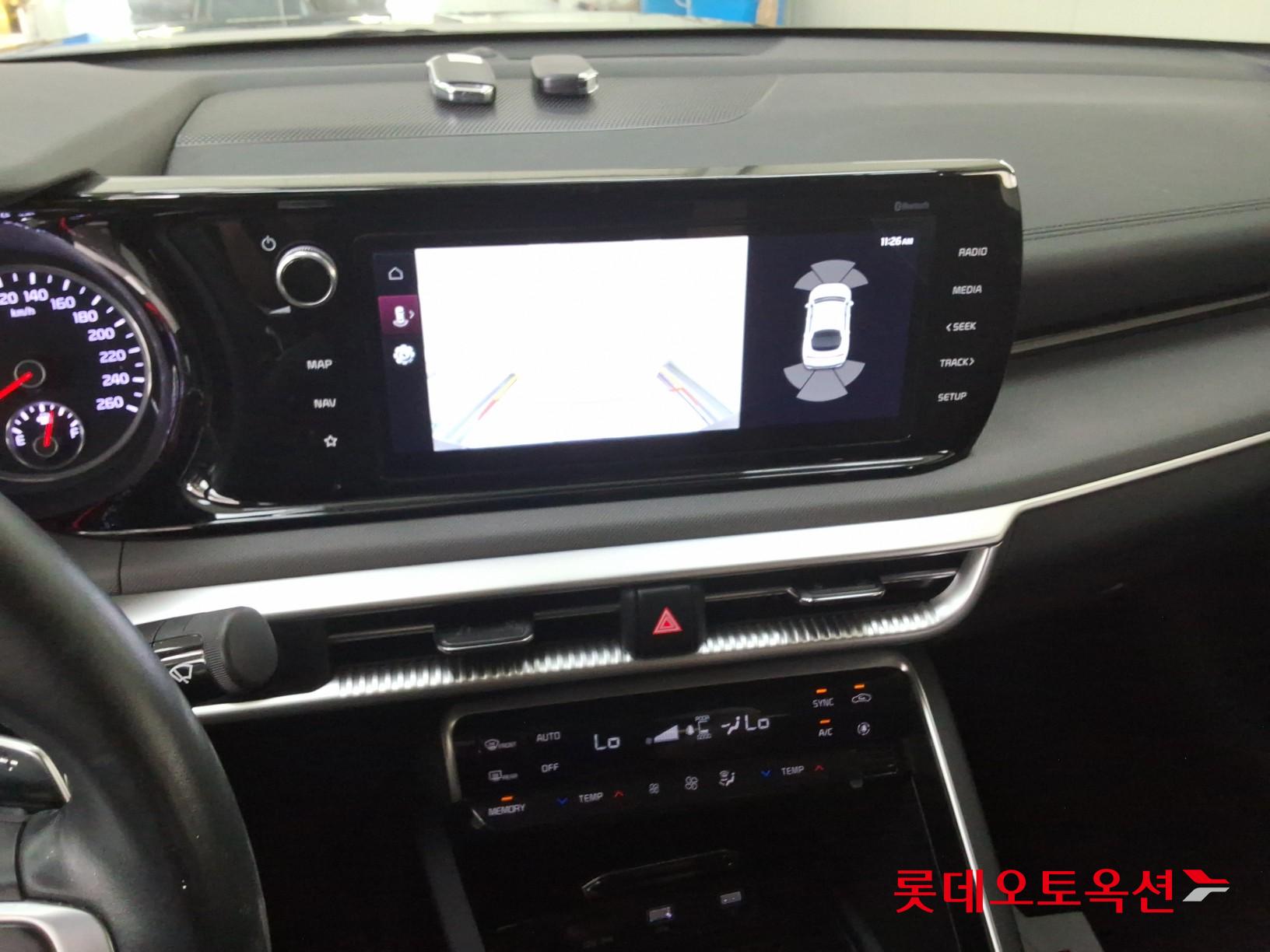 2022 - kia k5