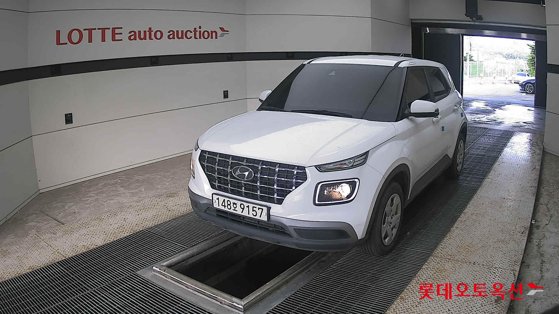2021 - hyundai venue