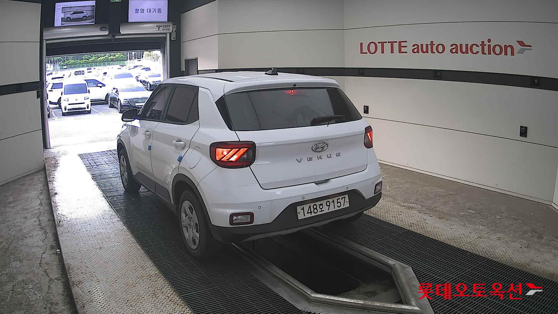 2021 - hyundai venue