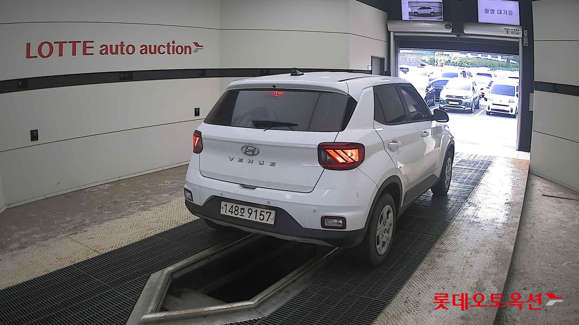 2021 - hyundai venue