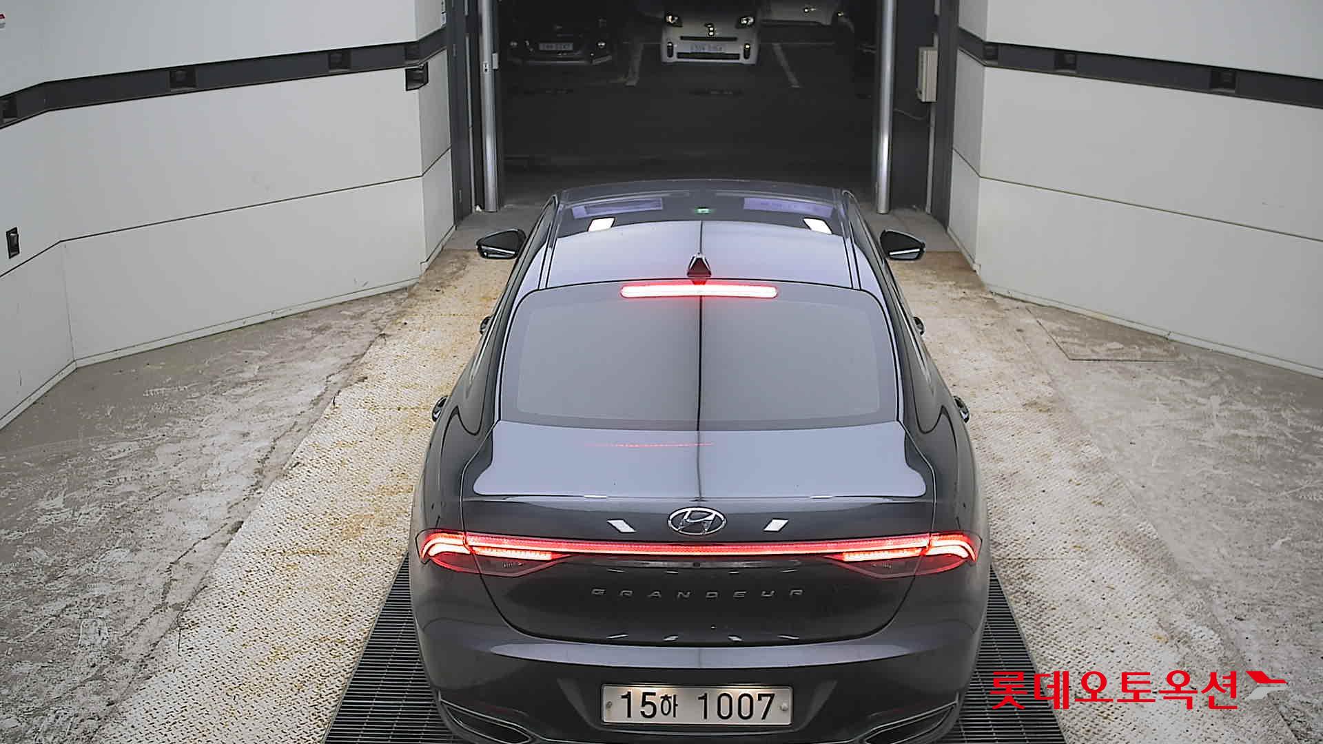 2022 - hyundai grandeur