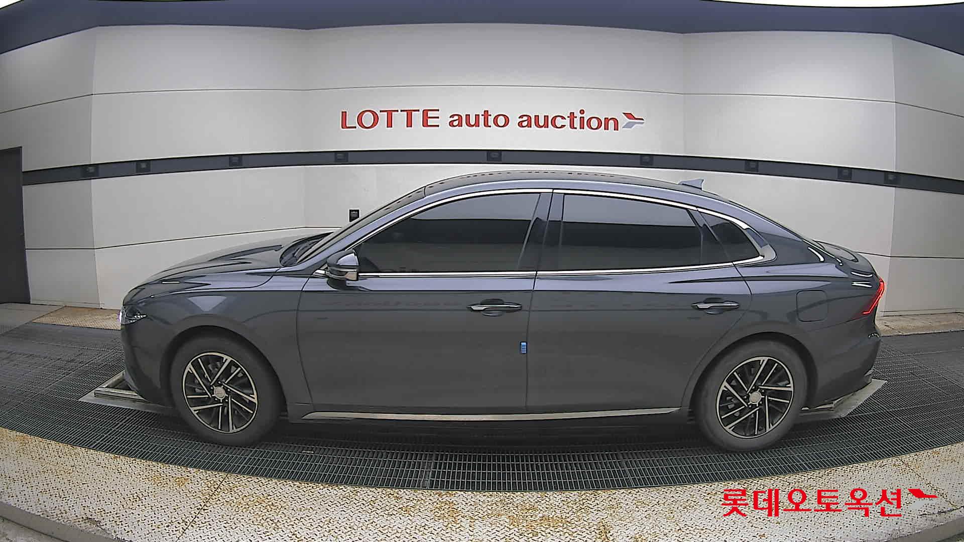 2022 - hyundai grandeur
